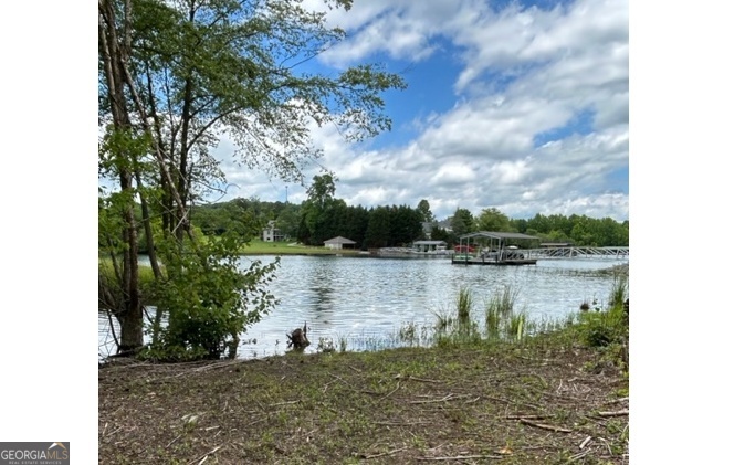 #2a & 2b Tranquil Pointe Property Photo 4