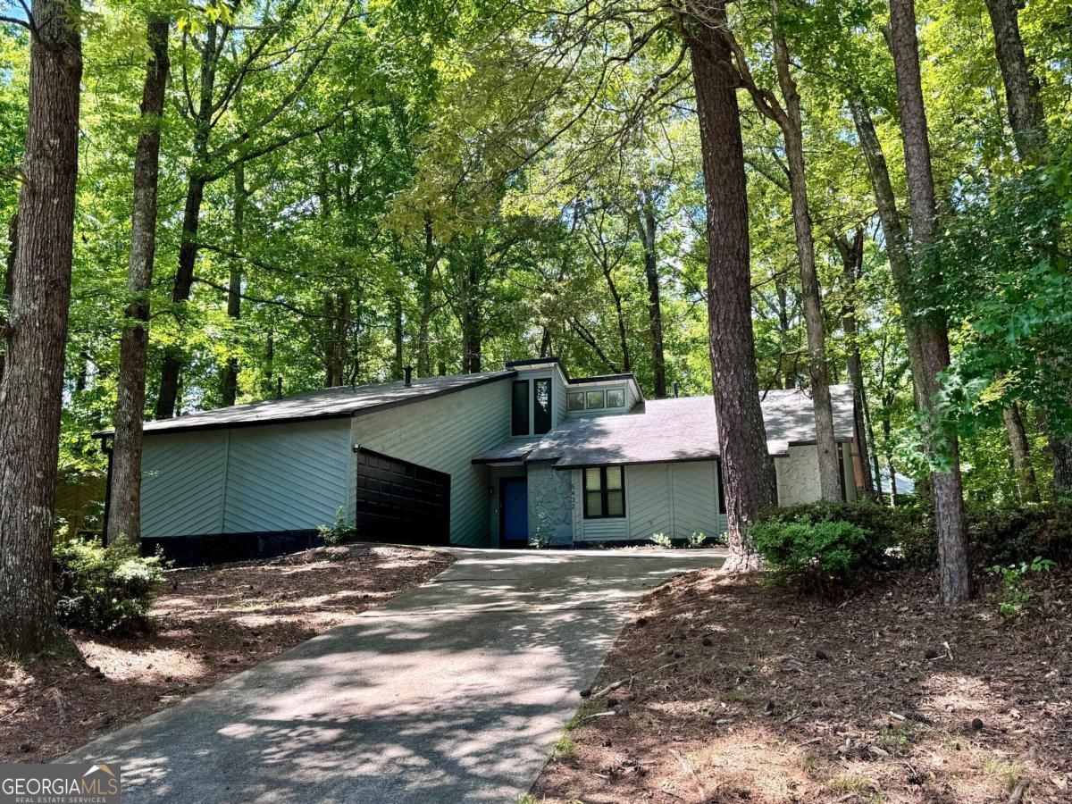 5432 Post Road Pass Property Photo 1