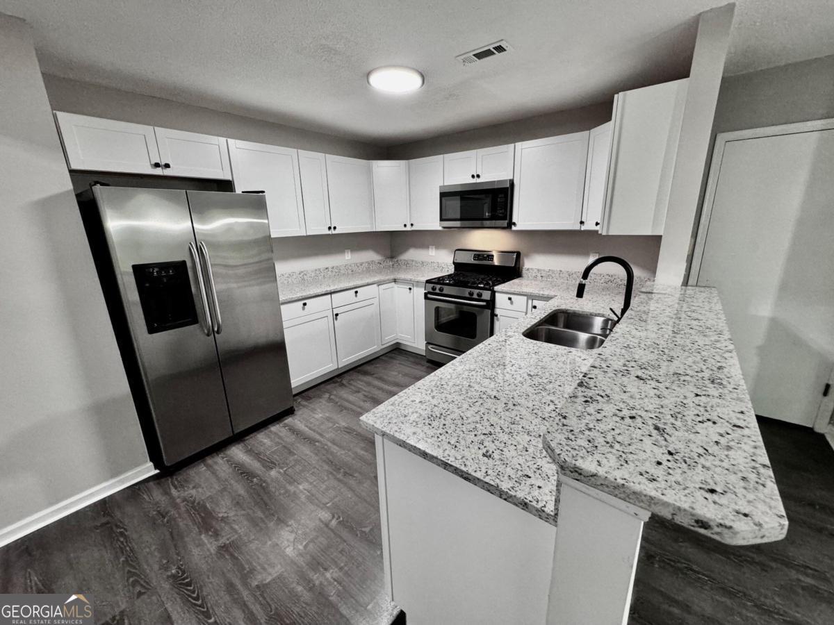 5432 Post Road Pass Property Photo 15