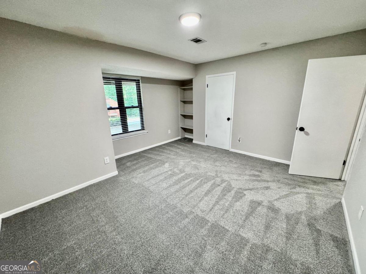 5432 Post Road Pass Property Photo 29