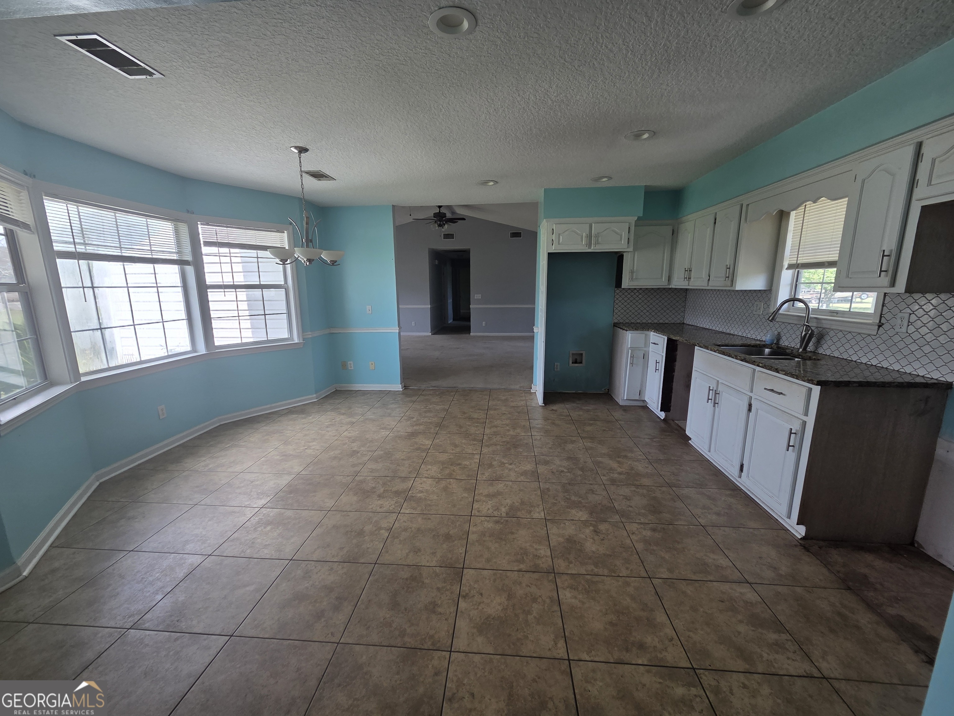 2520 Bethesda Road Property Photo 12
