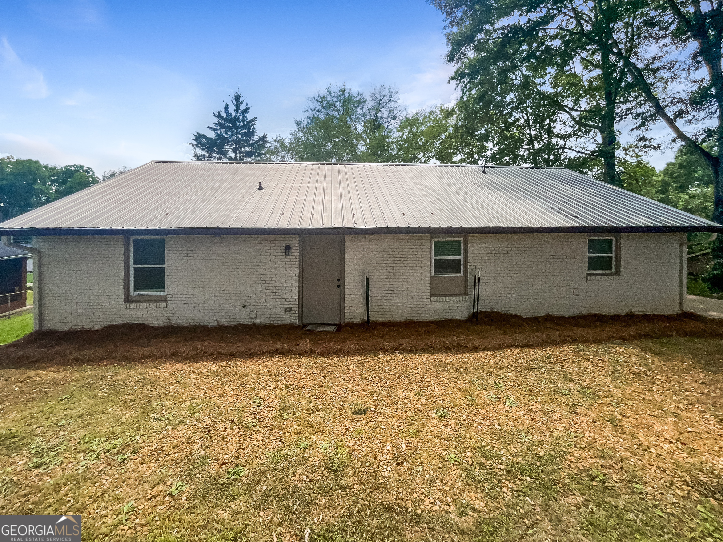 25 Wofford Street Property Photo 6