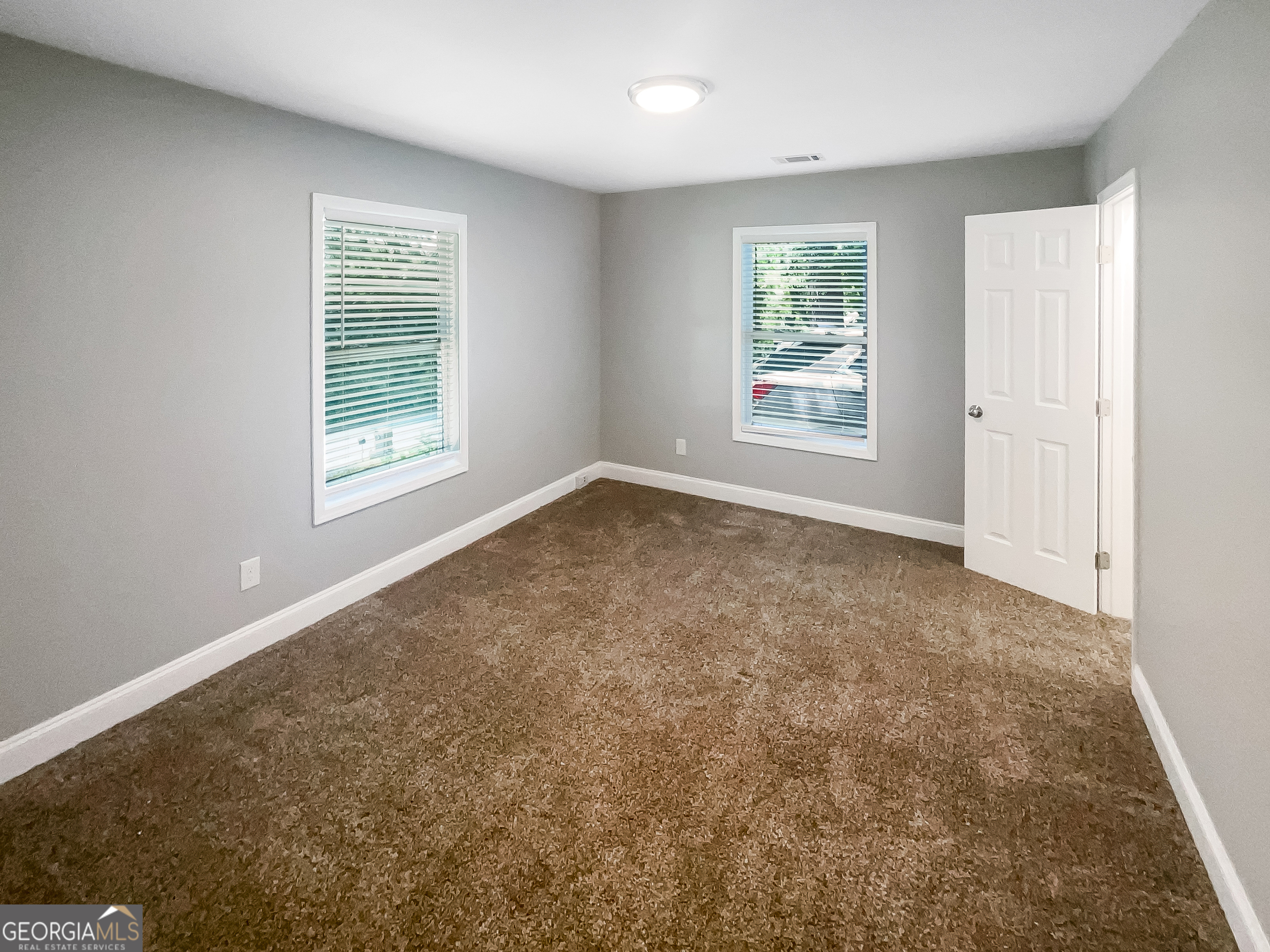 25 Wofford Street Property Photo 9