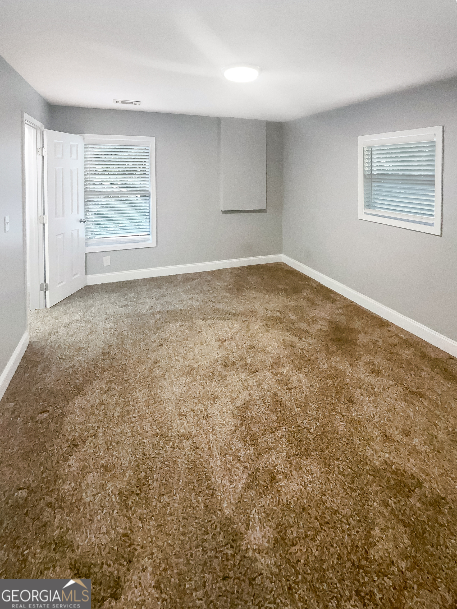 25 Wofford Street Property Photo 12