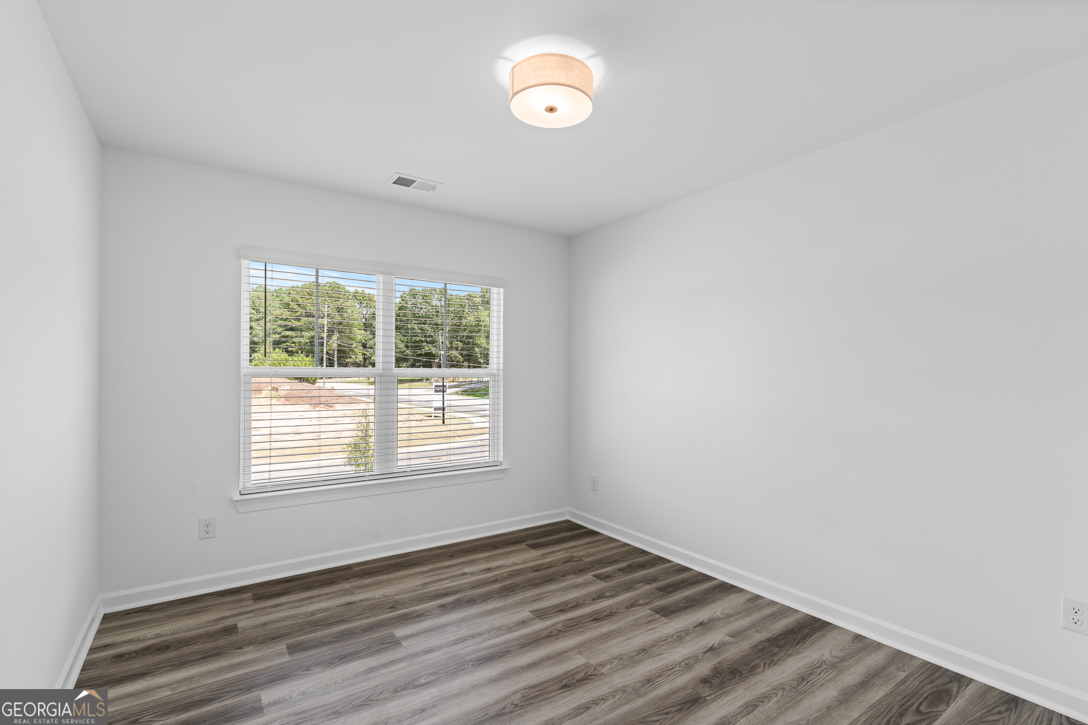 3378 Pepperpike Court Property Photo 18