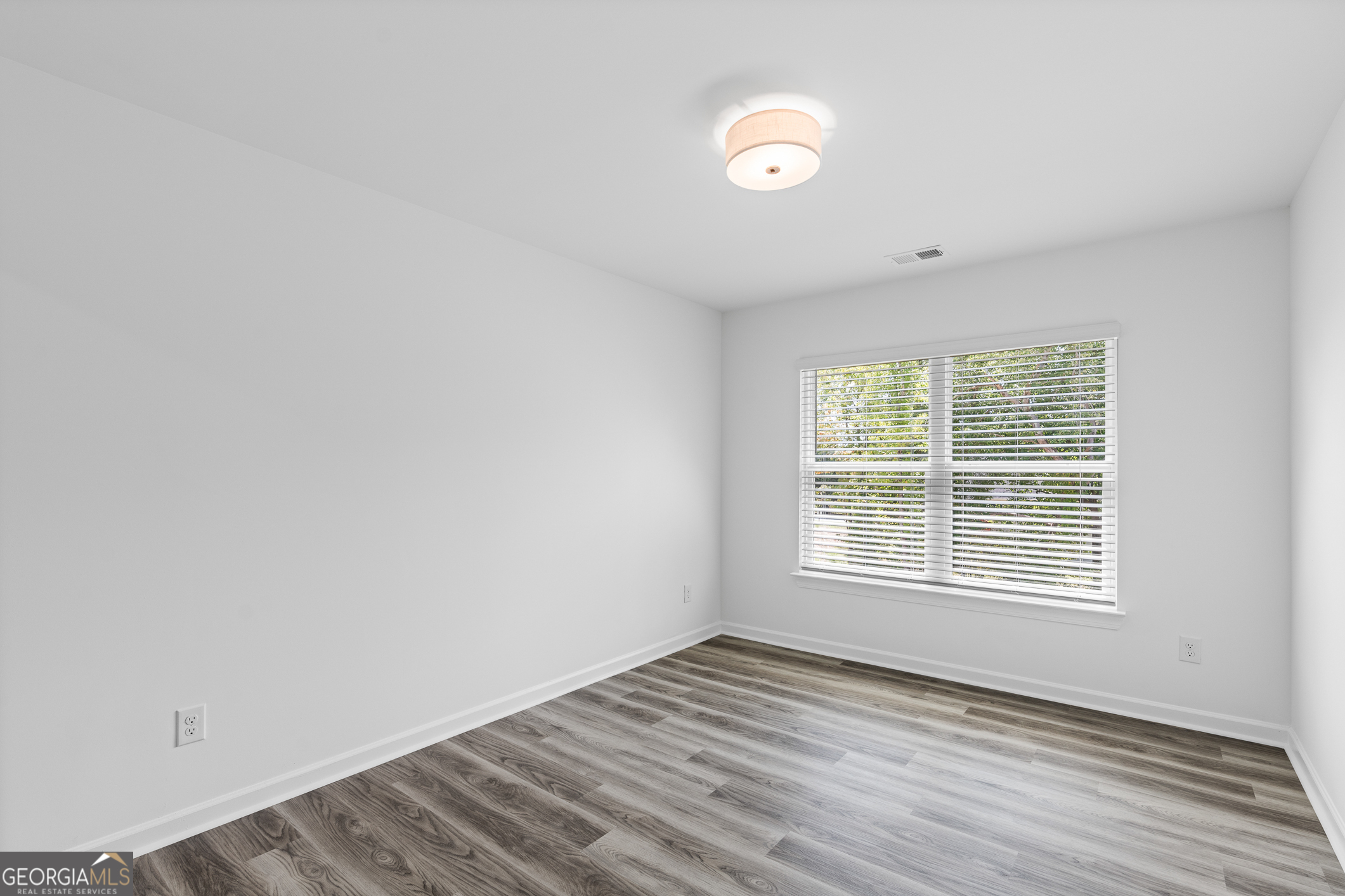 3378 Pepperpike Court Property Photo 20