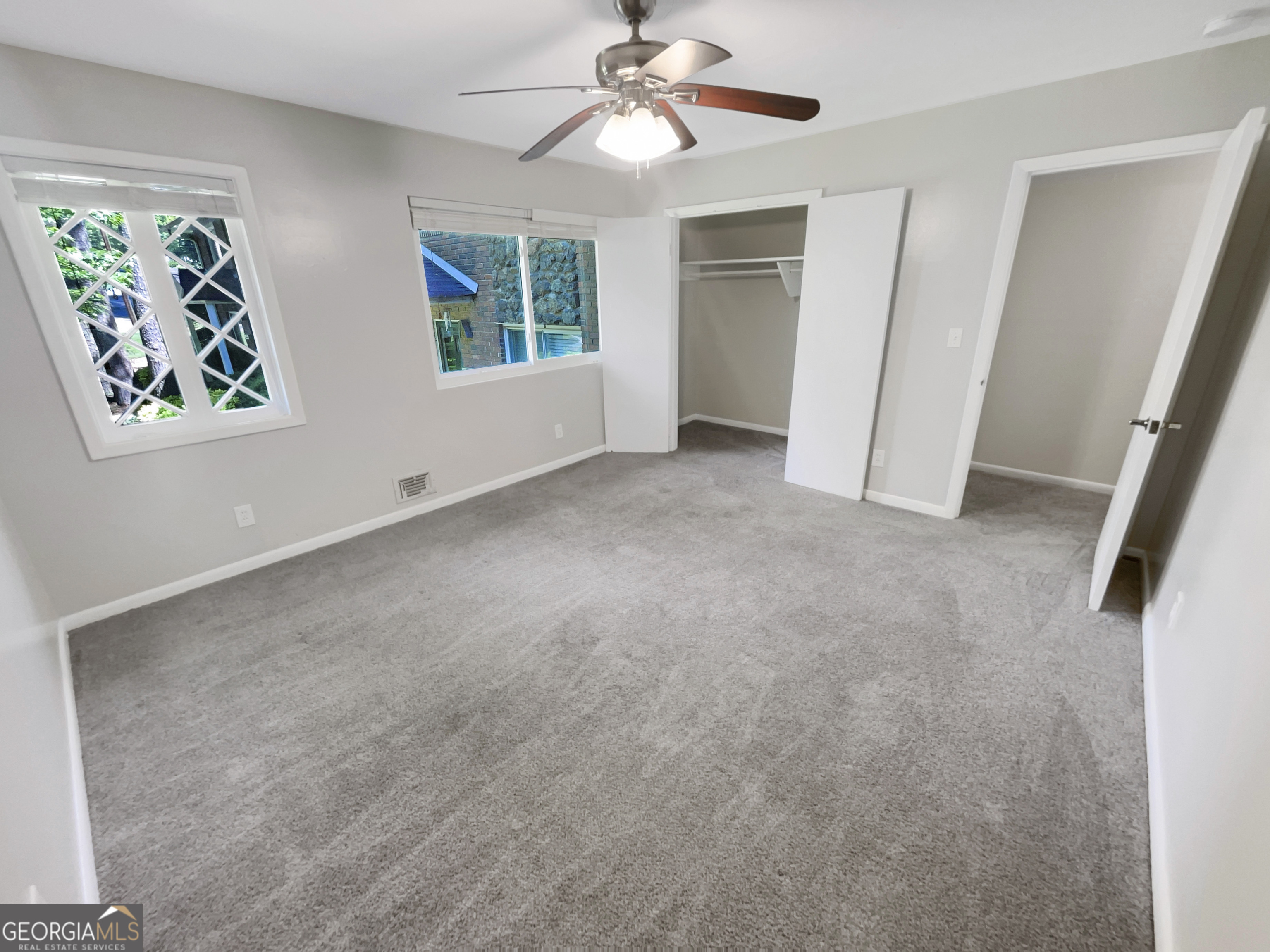 2416 Peachwood Circle Ne # 9 Property Photo 5