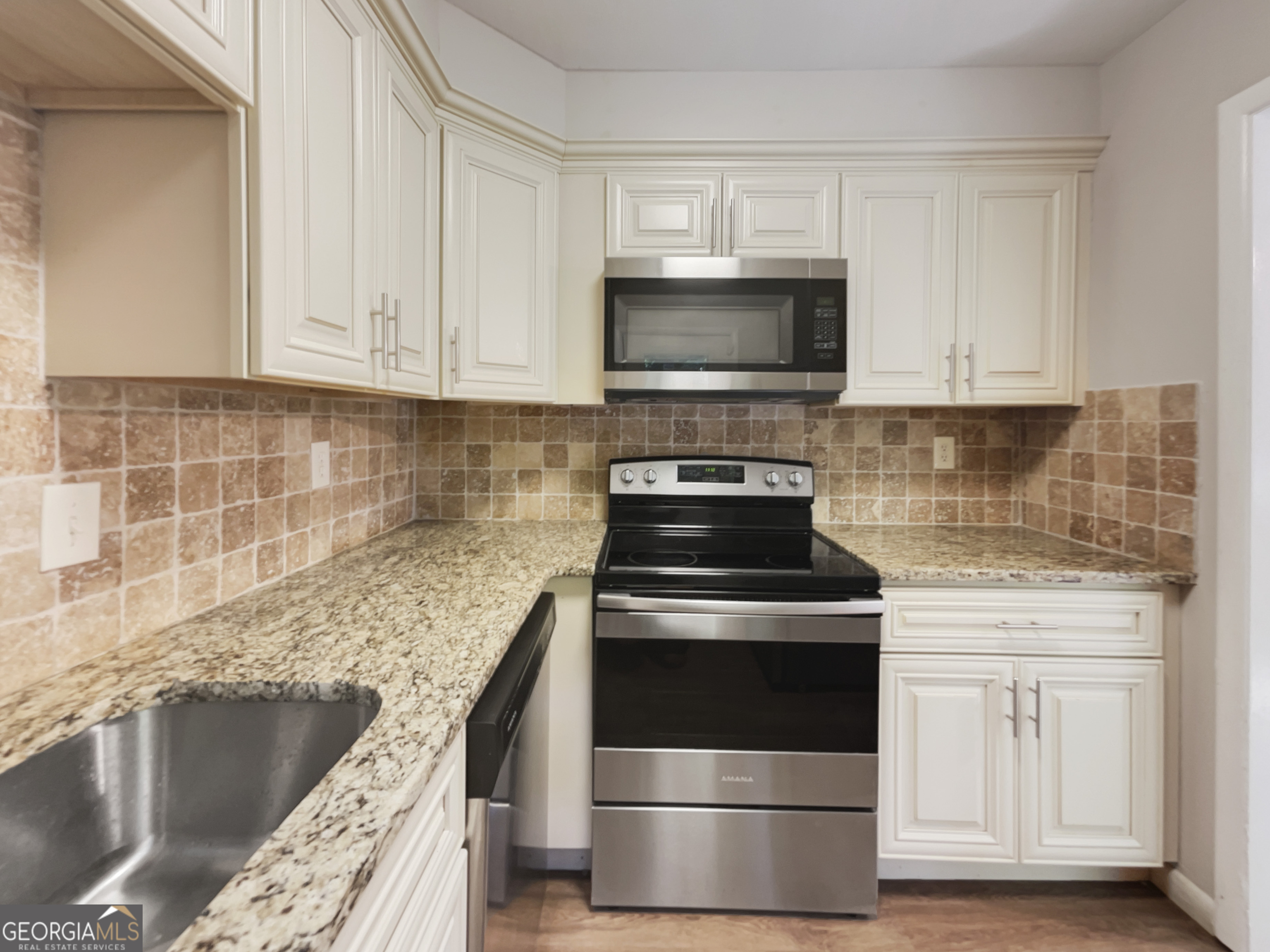 2416 Peachwood Circle Ne # 9 Property Photo 6