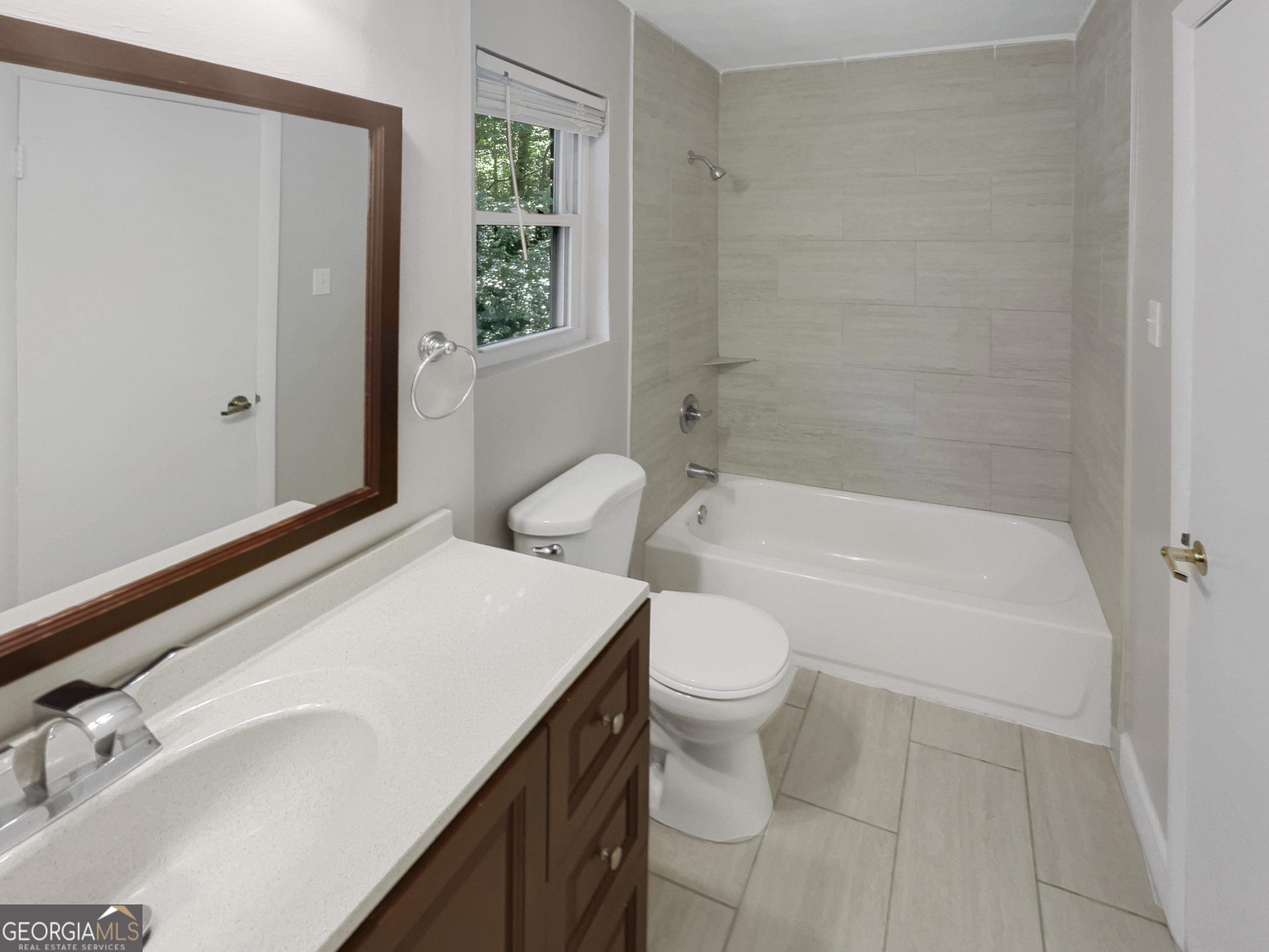 2416 Peachwood Circle Ne # 9 Property Photo 7