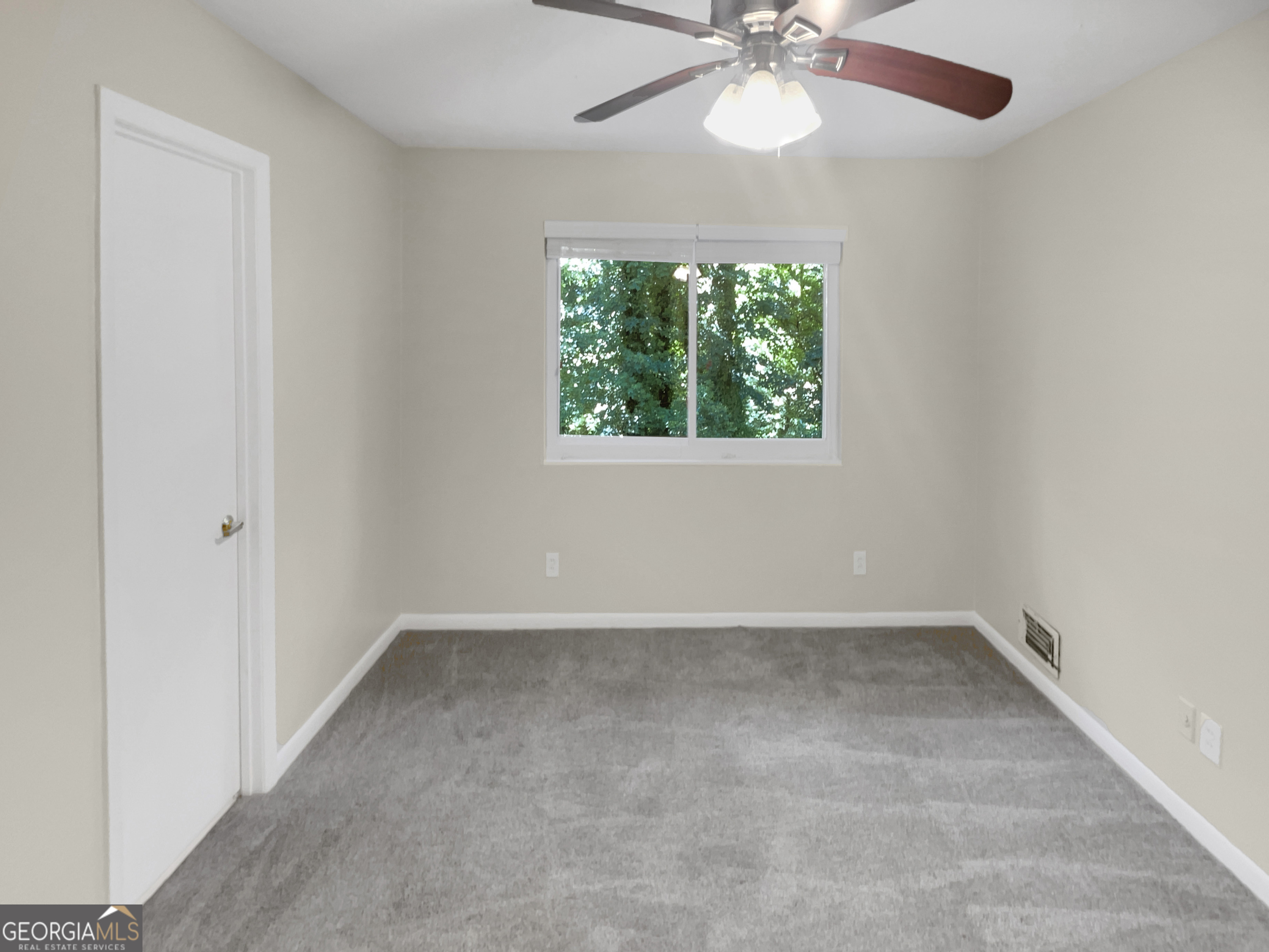 2416 Peachwood Circle Ne # 9 Property Photo 14