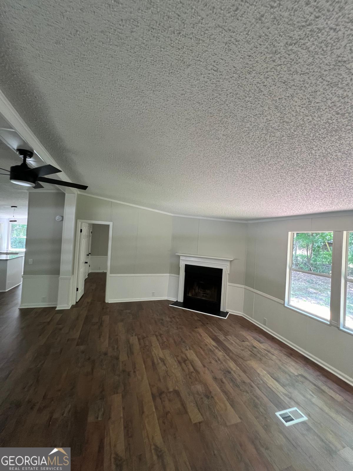4060 Highway 142 Property Photo 9