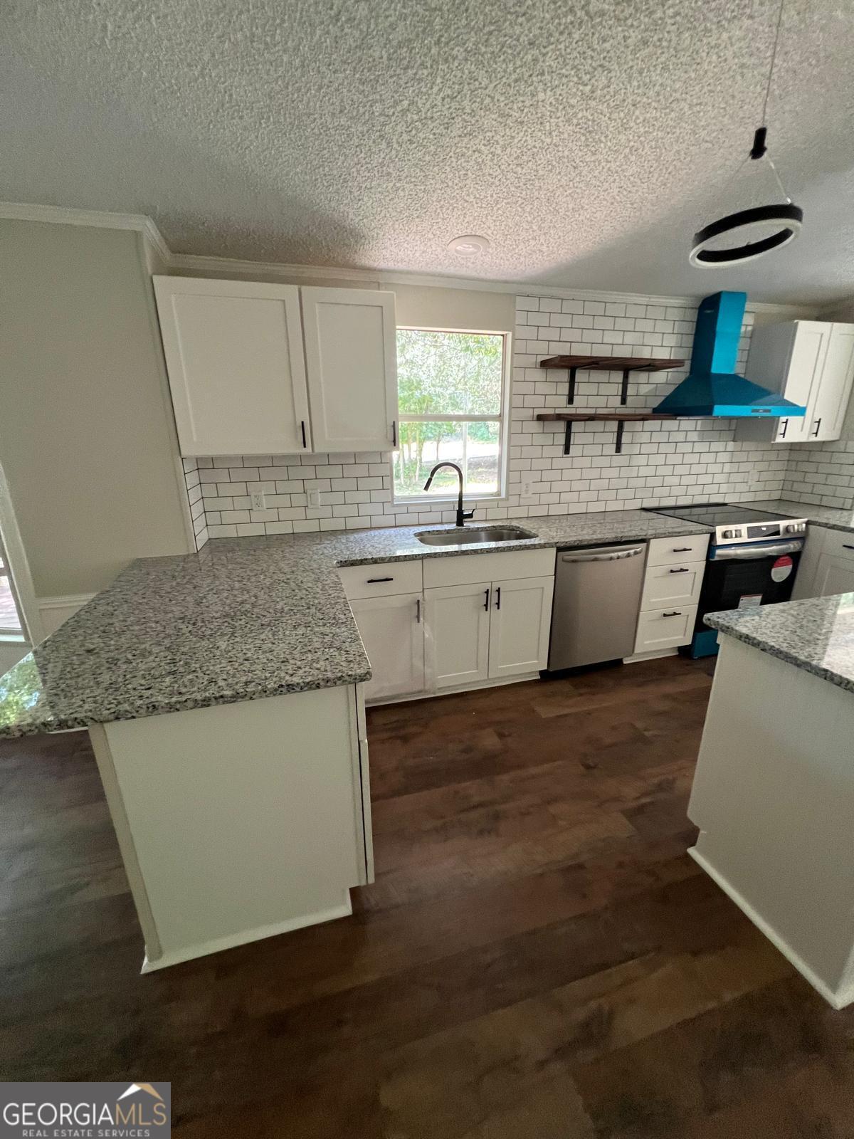 4060 Highway 142 Property Photo 13