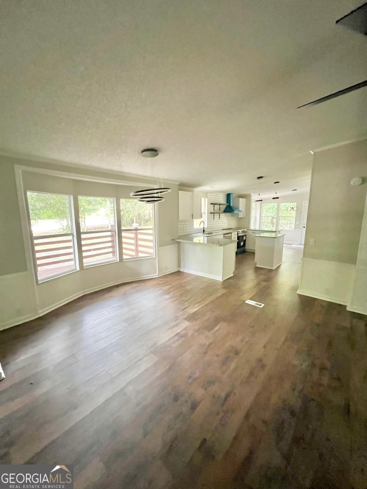4060 Highway 142 Property Photo 15