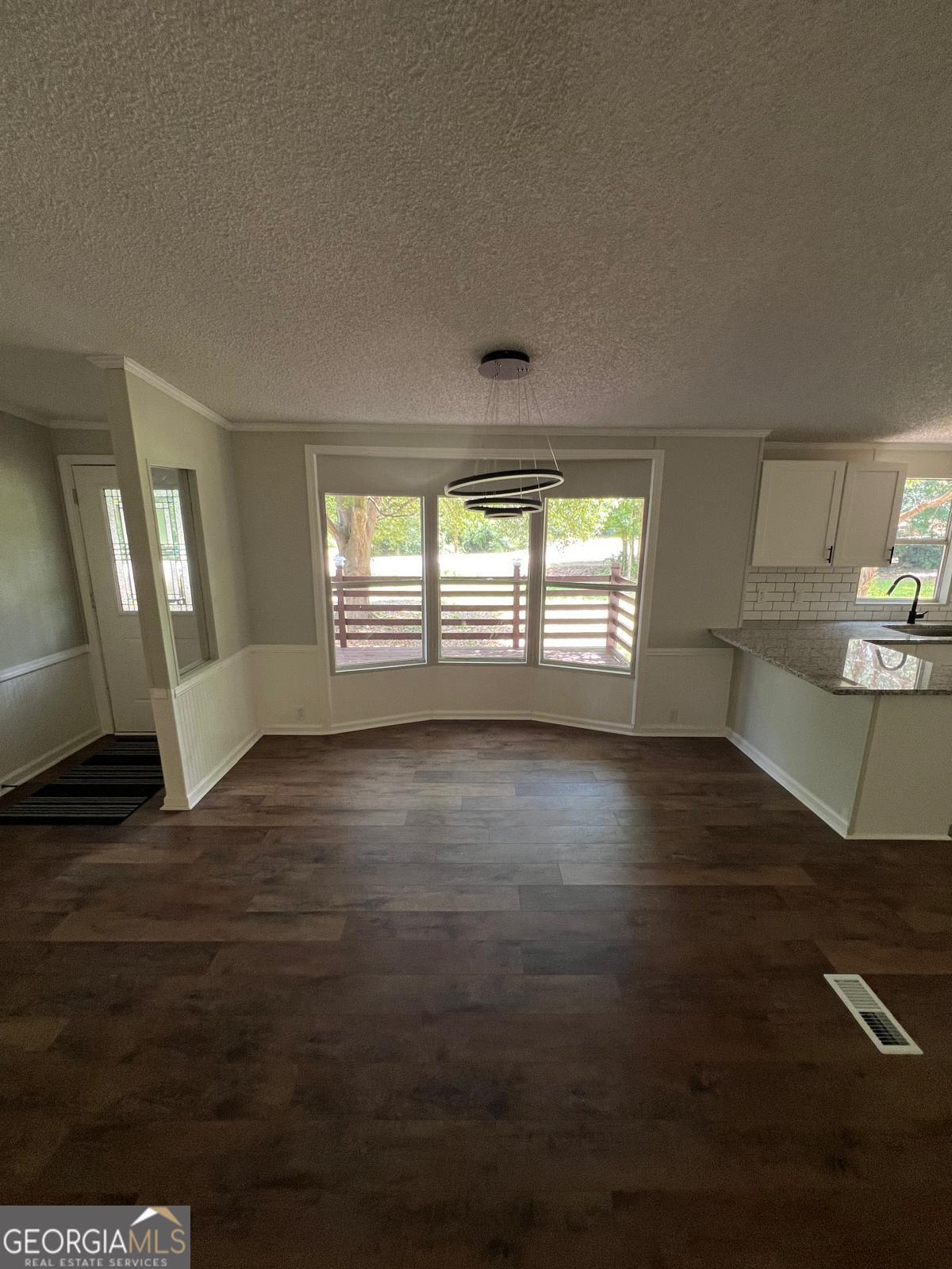 4060 Highway 142 Property Photo 17