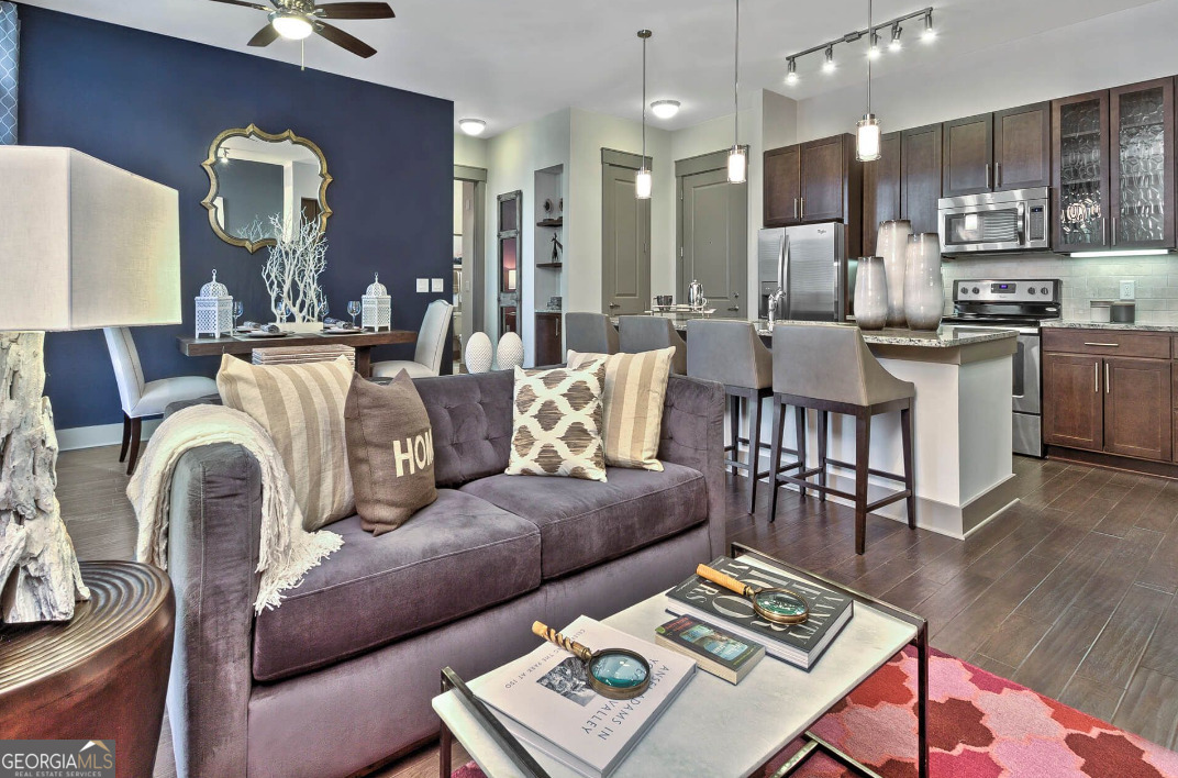 4600 Roswell Road # 323 Property Photo 5