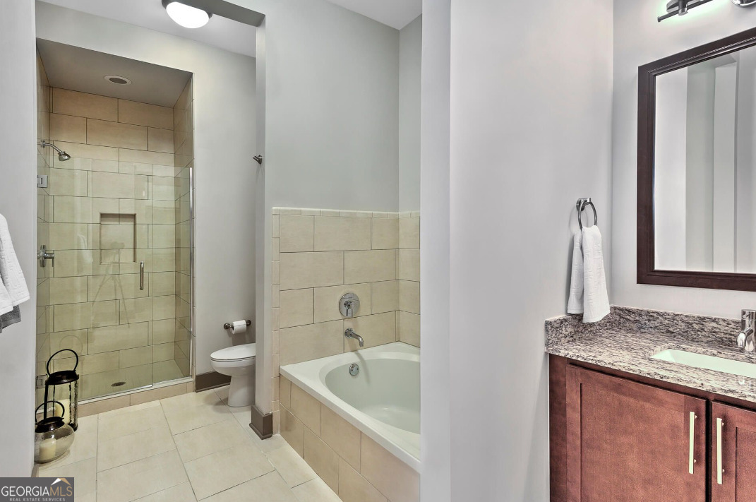 4600 Roswell Road # 323 Property Photo 9