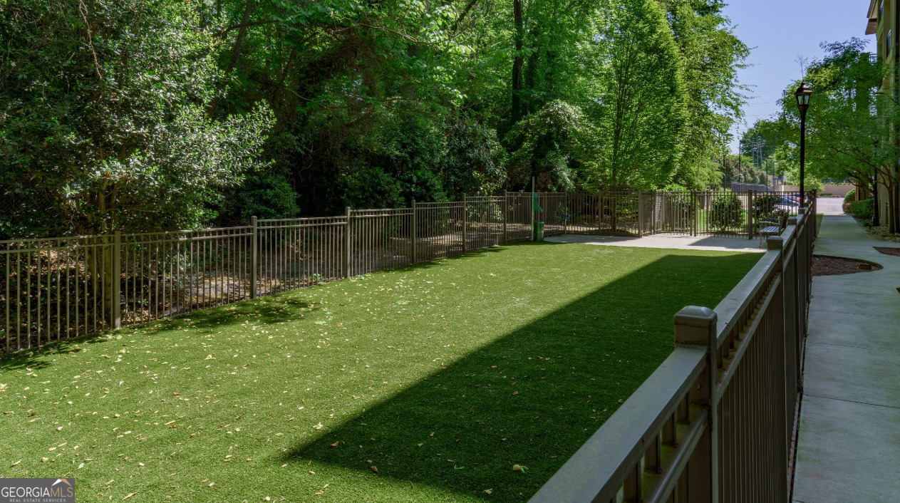 4600 Roswell Road # 323 Property Photo 18