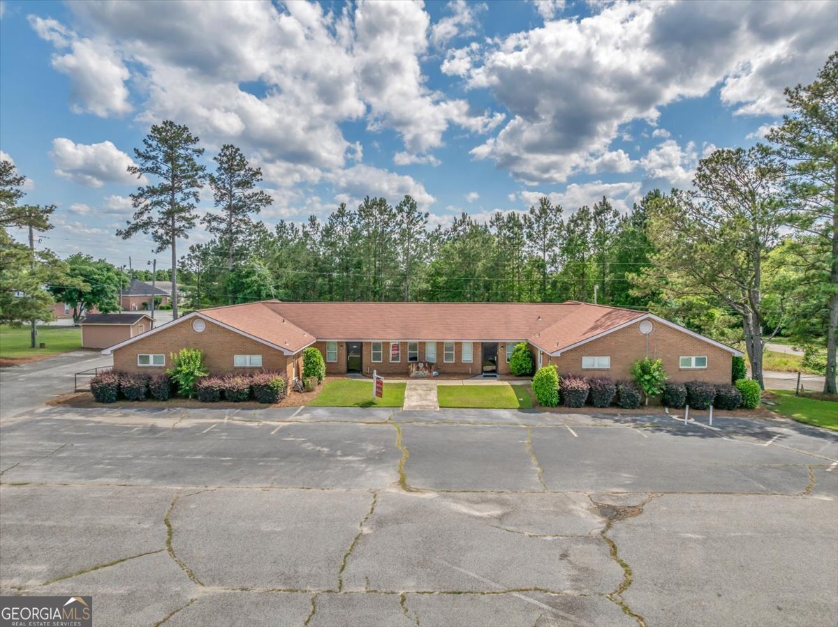 818 Professional Center Drive Property Photo 1