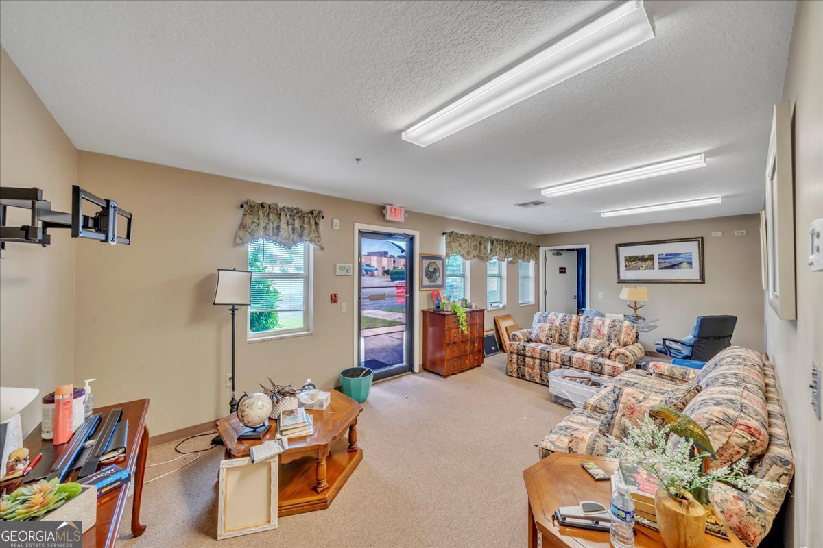 818 Professional Center Drive Property Photo 6