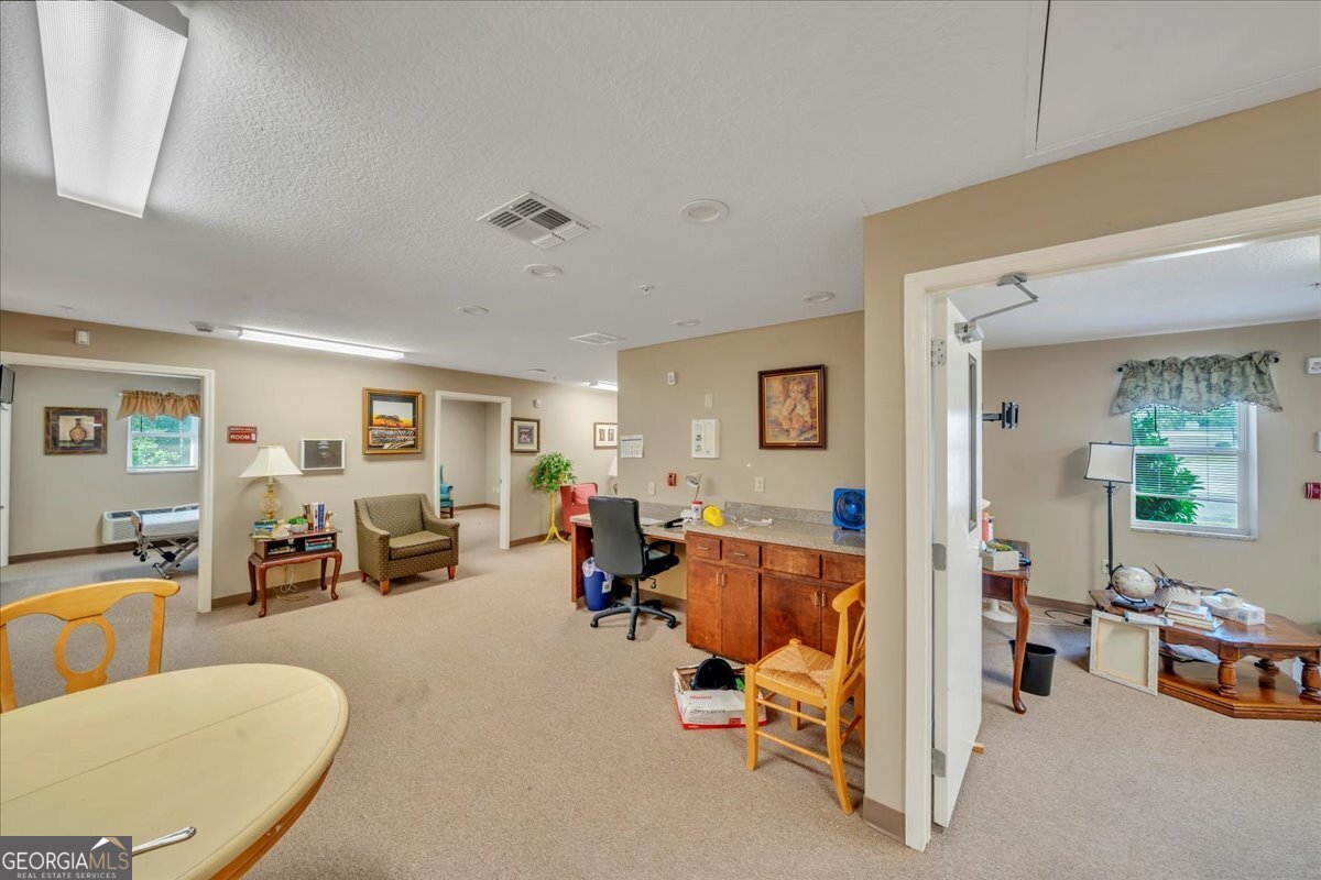 818 Professional Center Drive Property Photo 7