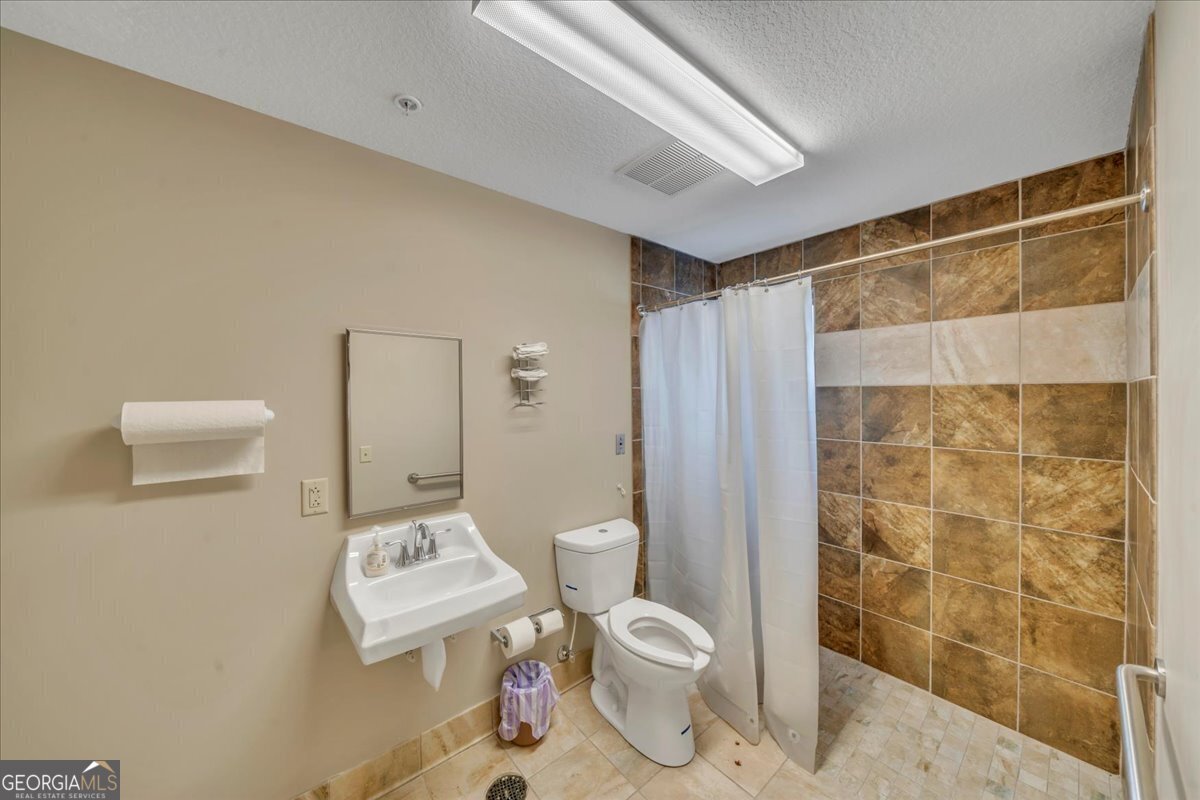 818 Professional Center Drive Property Photo 11