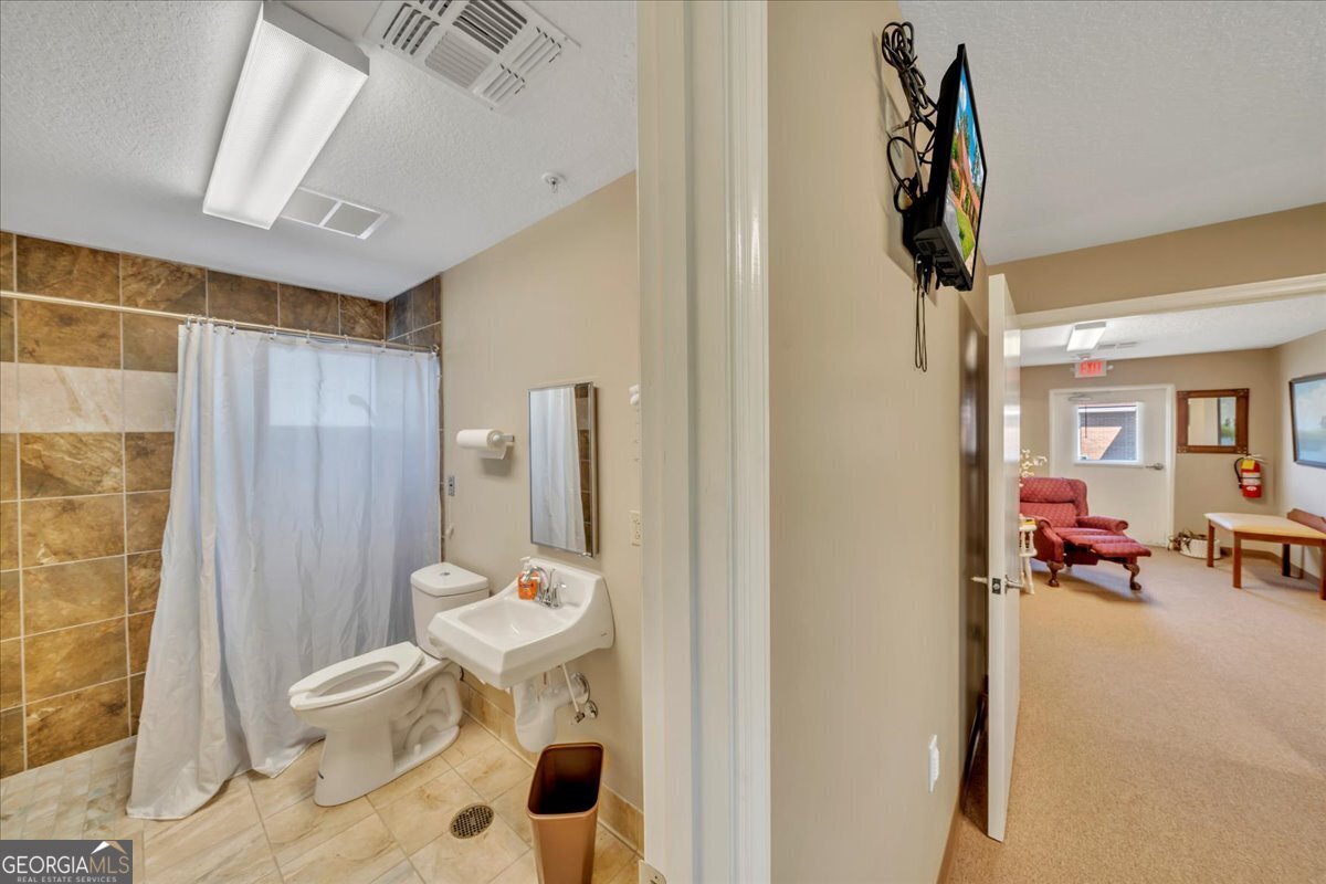 818 Professional Center Drive Property Photo 13