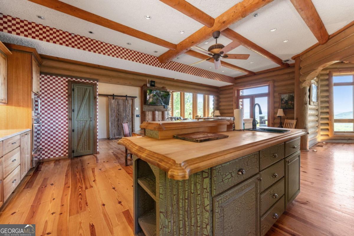 976 Mull Valley Road Property Photo 18