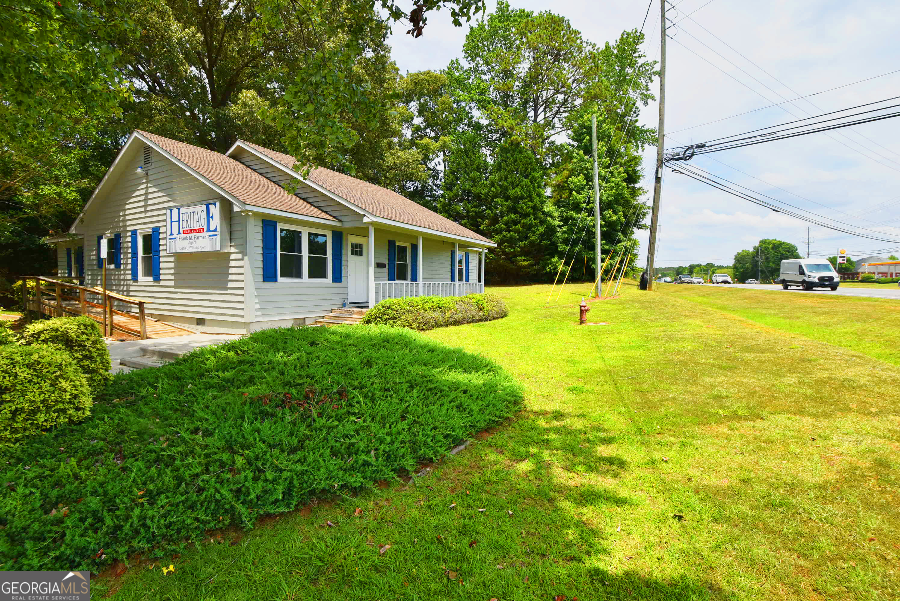 2180 E Highway 34 Property Photo 1