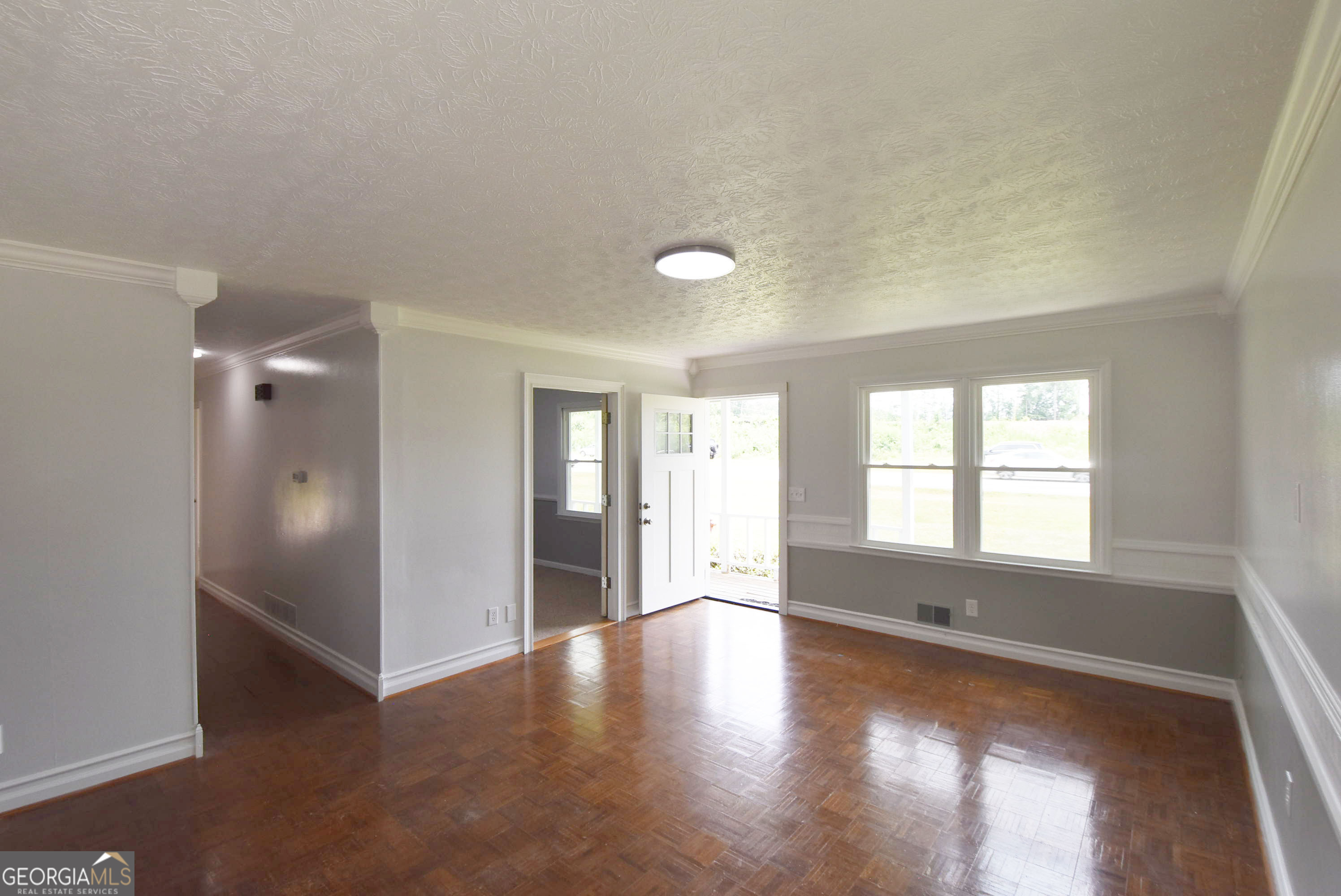 2180 E Highway 34 Property Photo 9