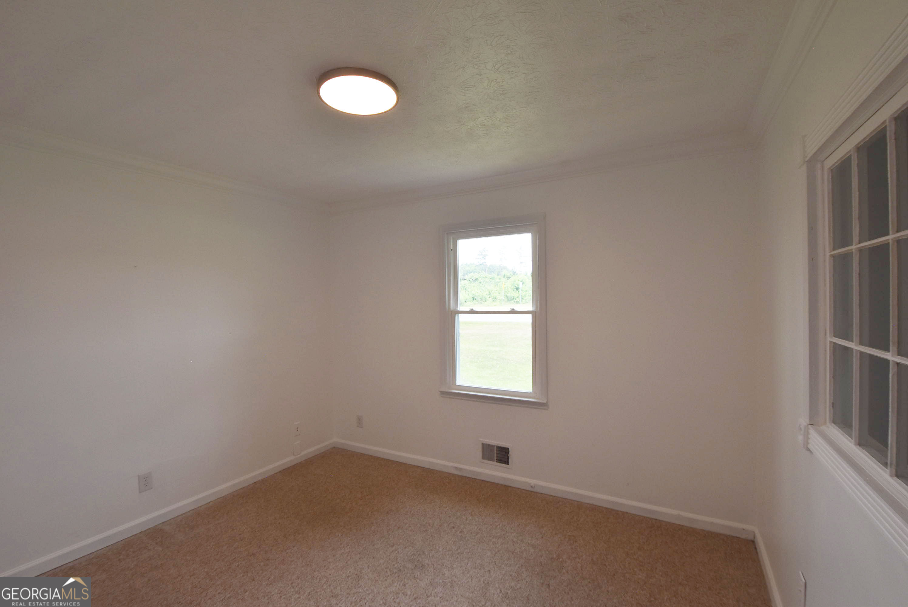 2180 E Highway 34 Property Photo 18