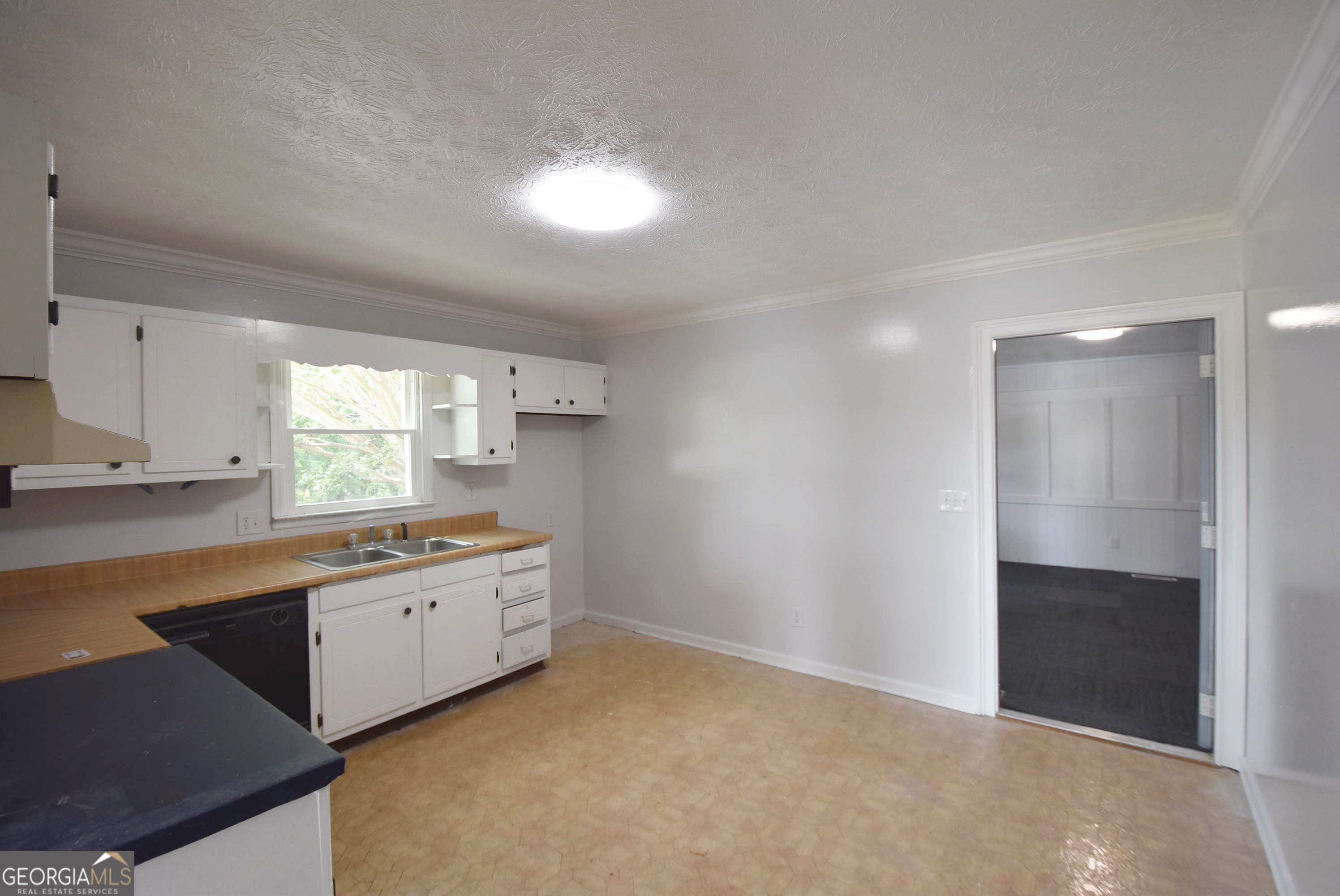 2180 E Highway 34 Property Photo 28
