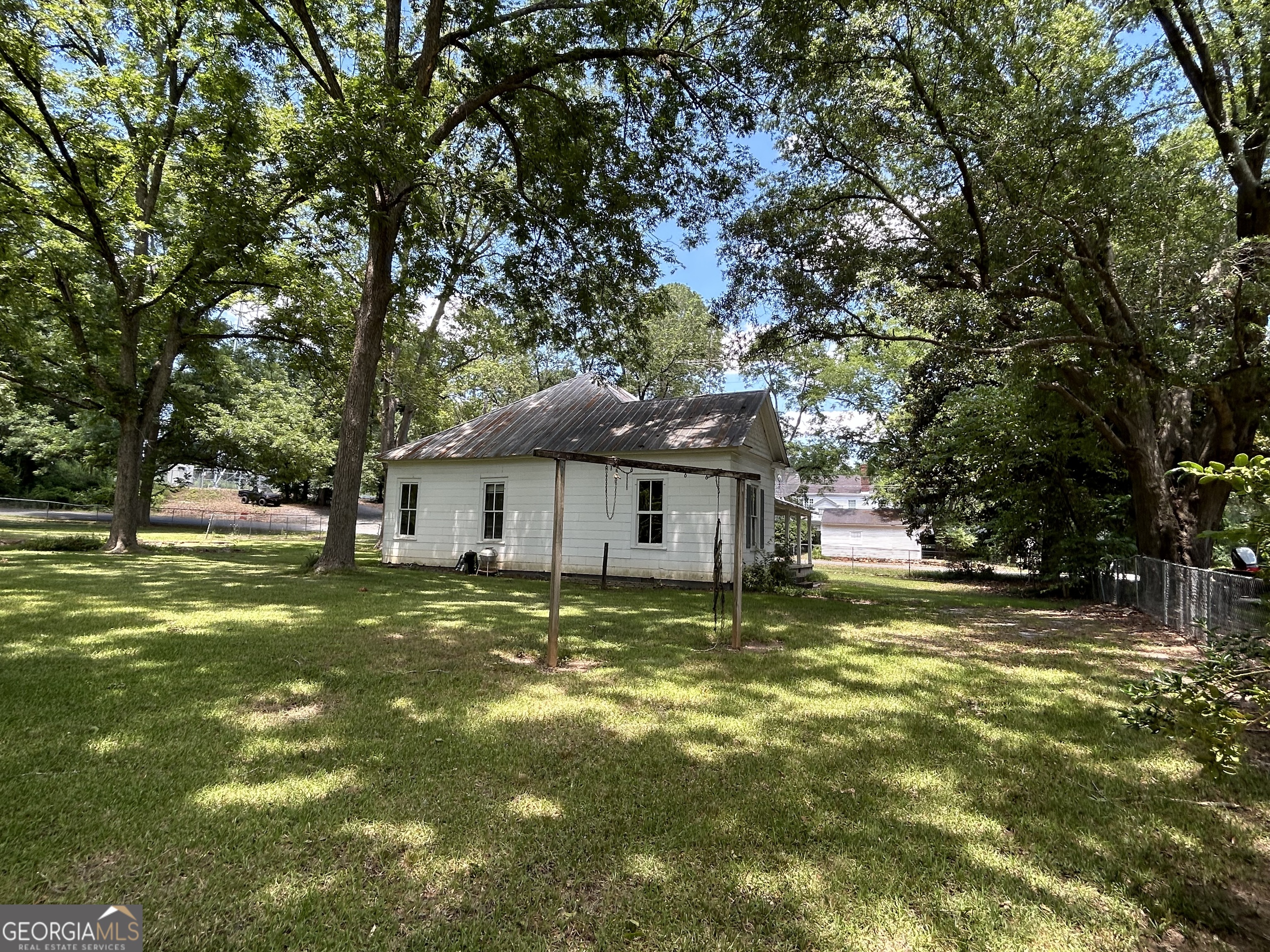 8037 Manchester Hwy Property Photo 45