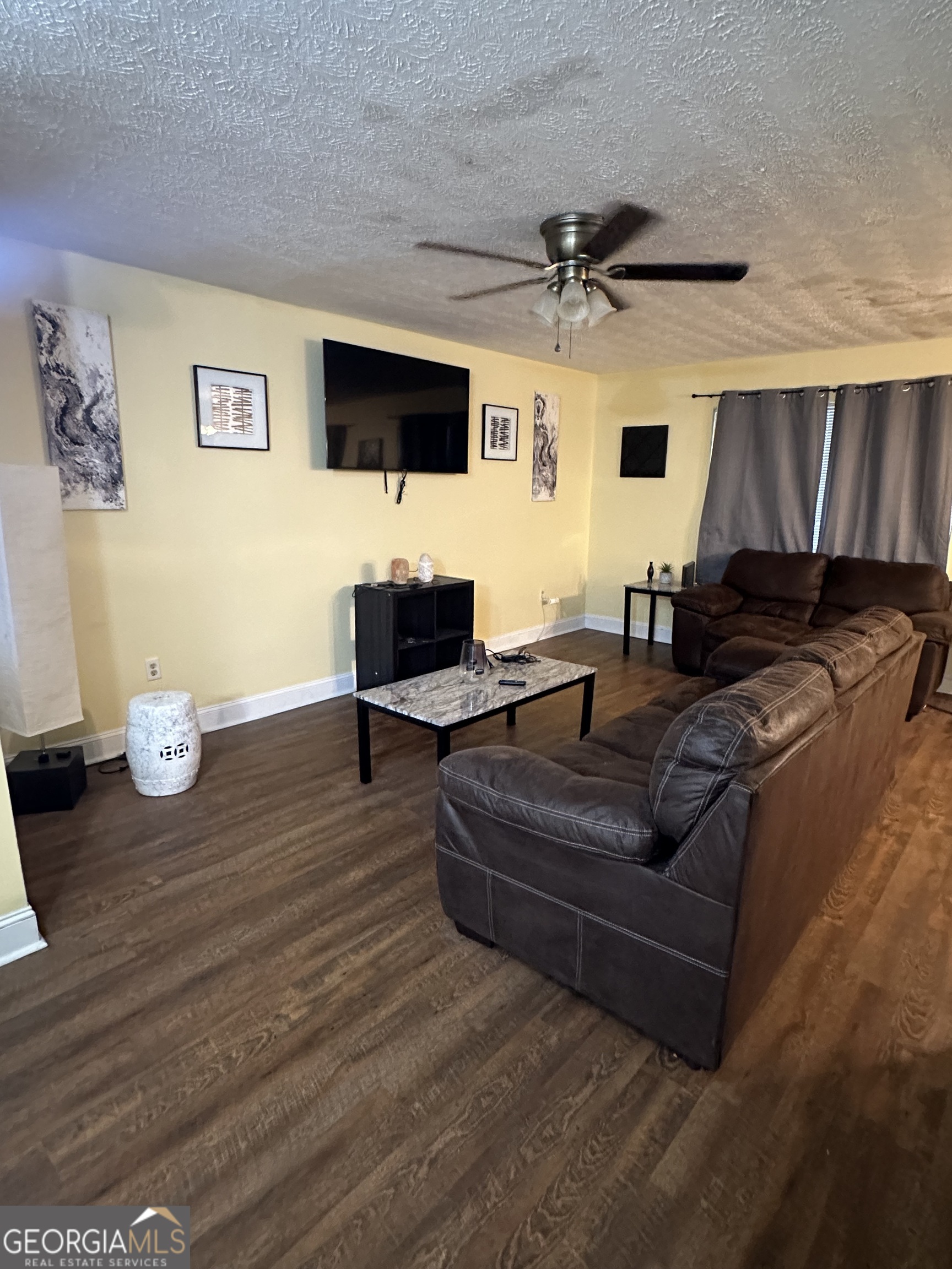315 Featherstone Drive Property Photo 5