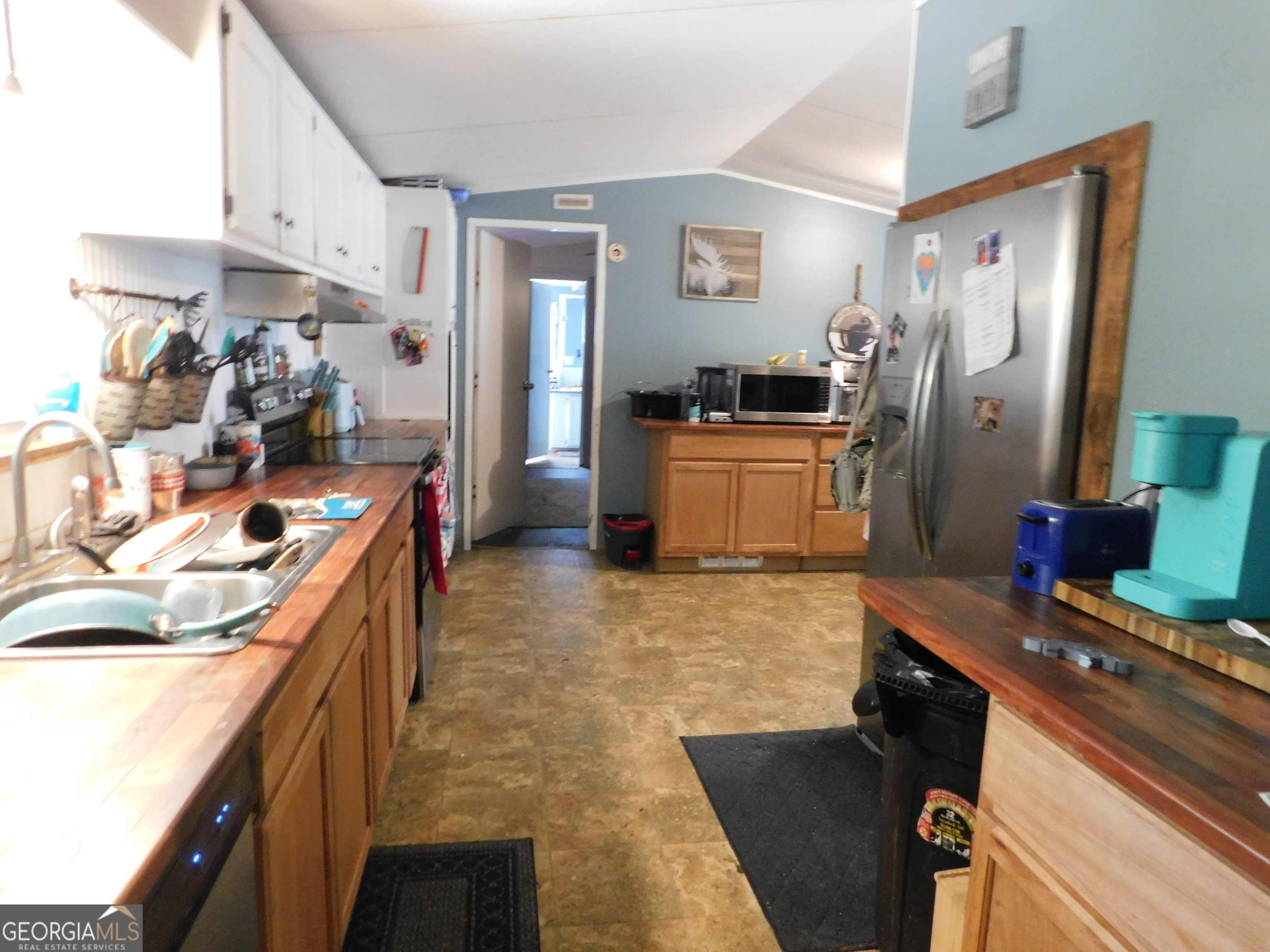 1230 County Rd 446 Property Photo 9