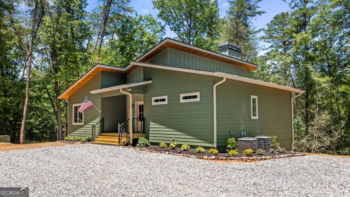 1043 Sunset Road Property Photo 4