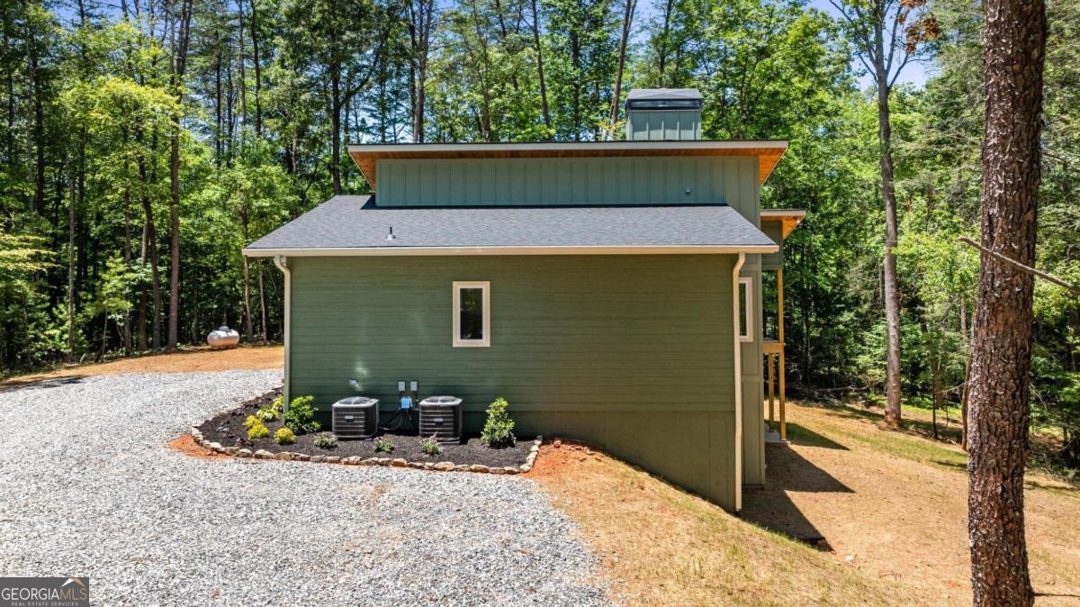 1043 Sunset Road Property Photo 8