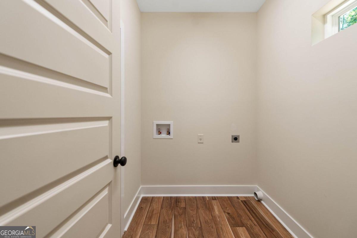 1043 Sunset Road Property Photo 27