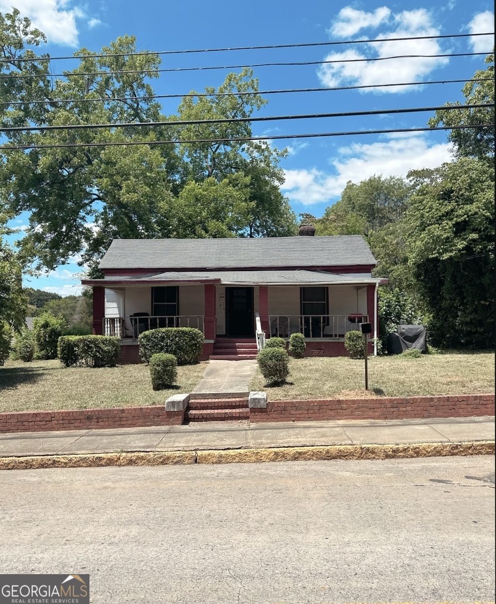 723 Ell Street Property Photo 1