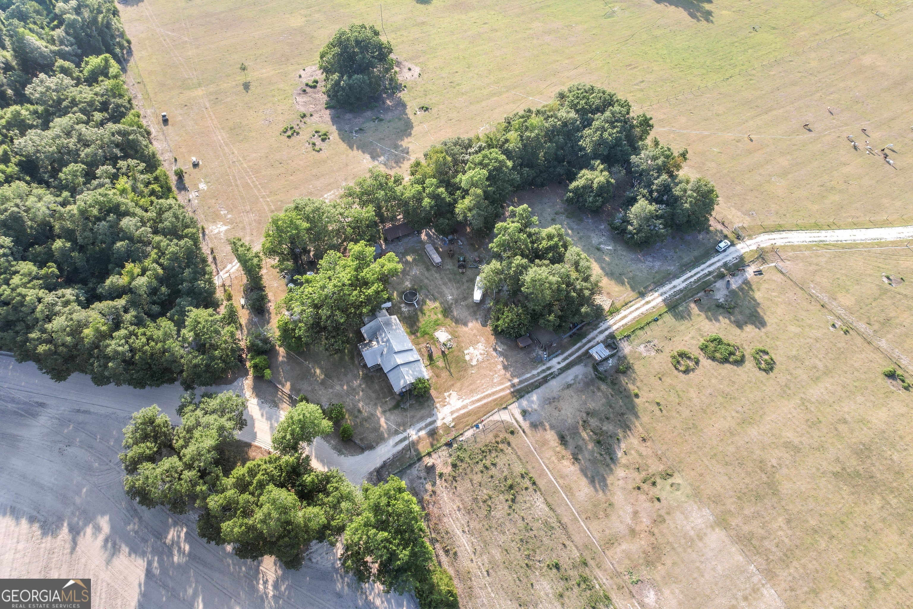 1058 Collins Road Property Photo 14