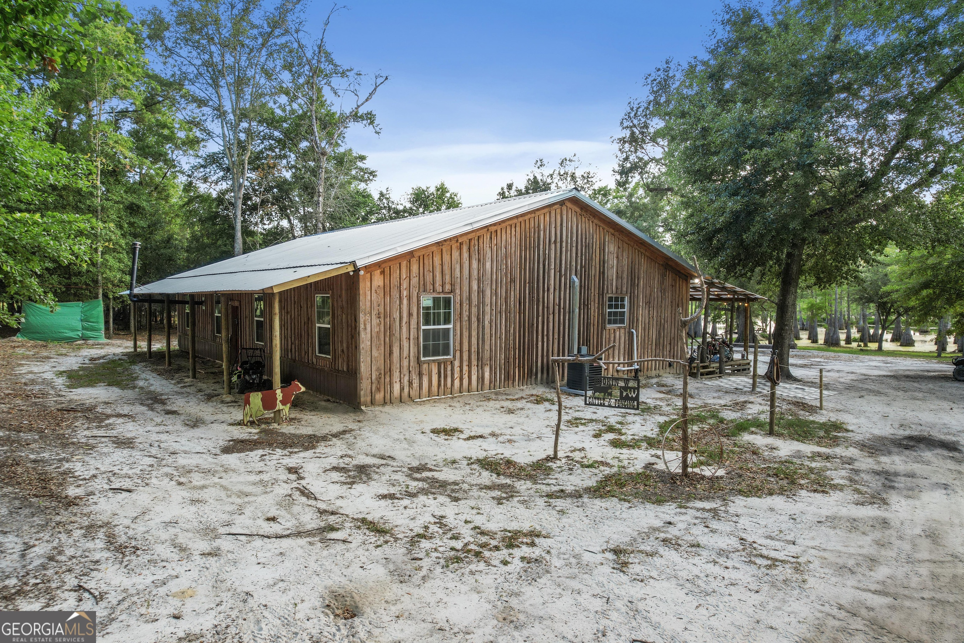 1058 Collins Road Property Photo 23