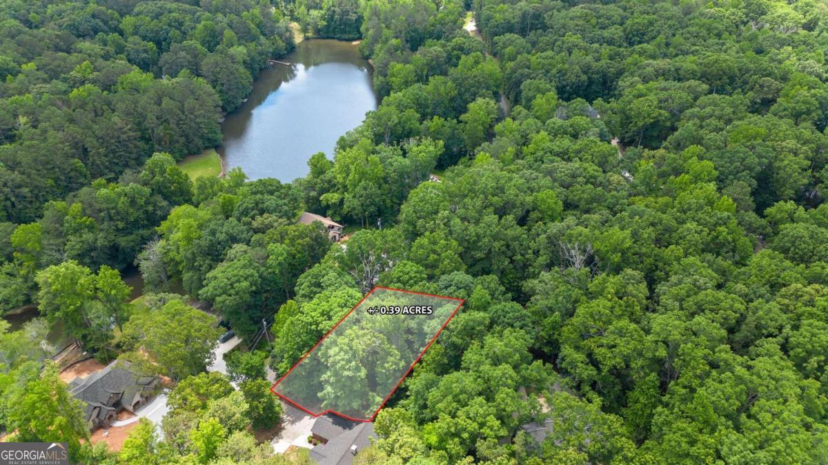 2025 Lakeview Parkway Property Photo 1