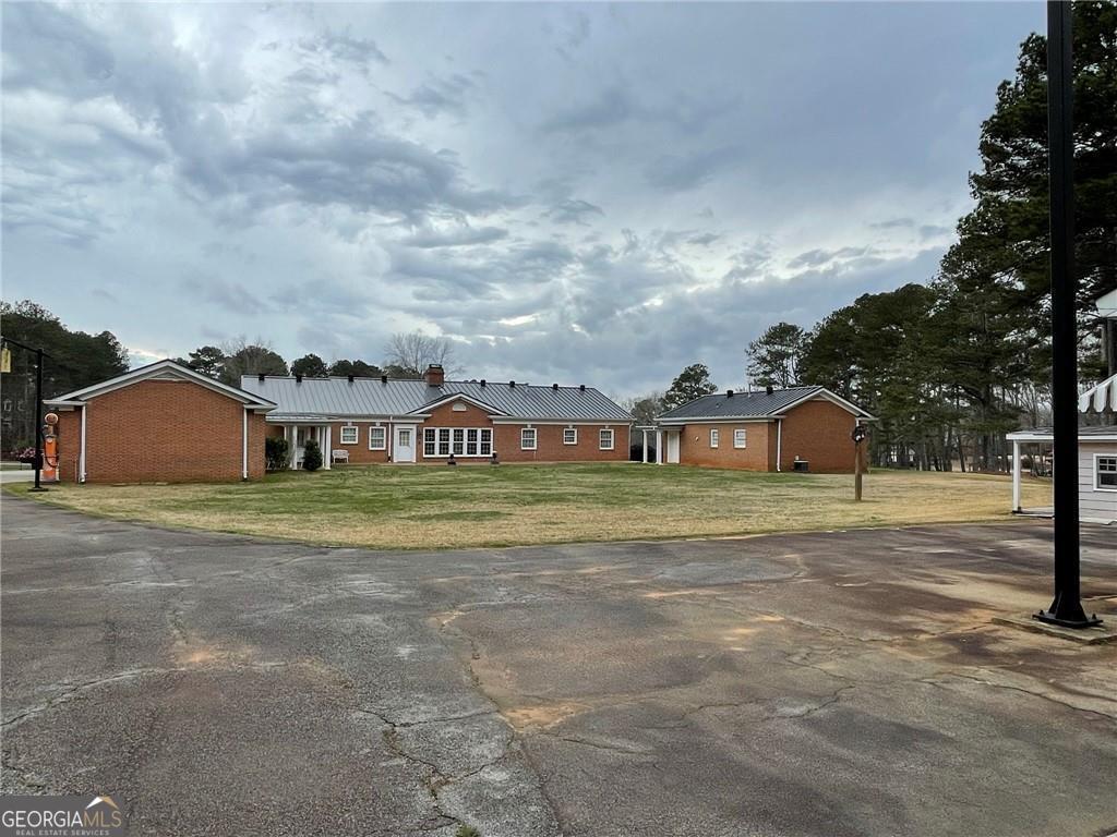 3355 Smithtown Road Property Photo 14