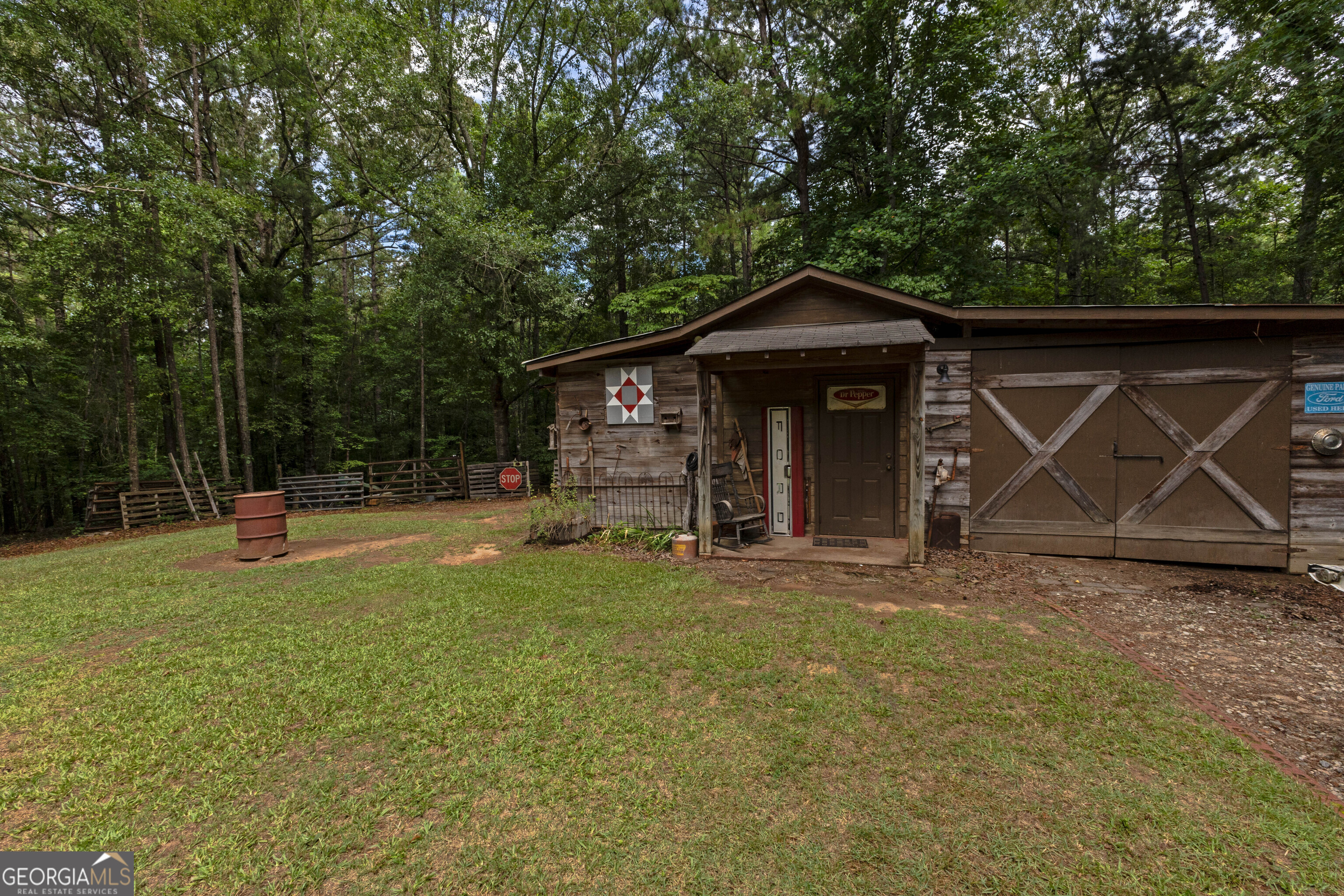 6425 Mixon Road Property Photo 52