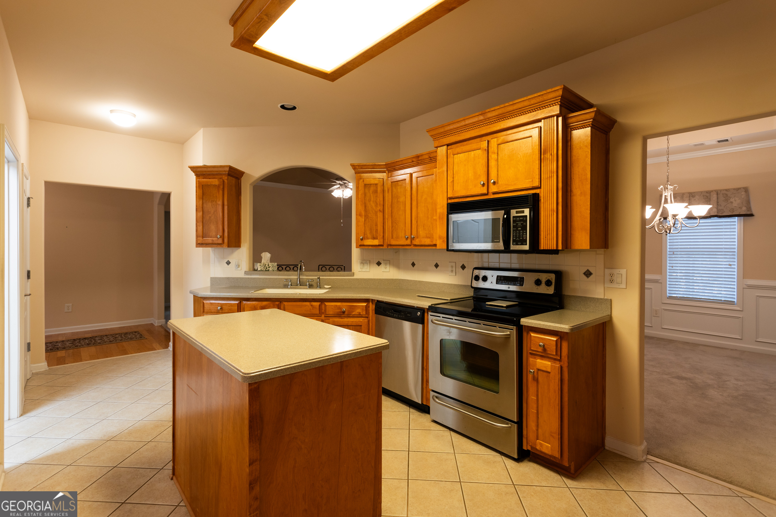 320 Crossroads Drive Property Photo 7
