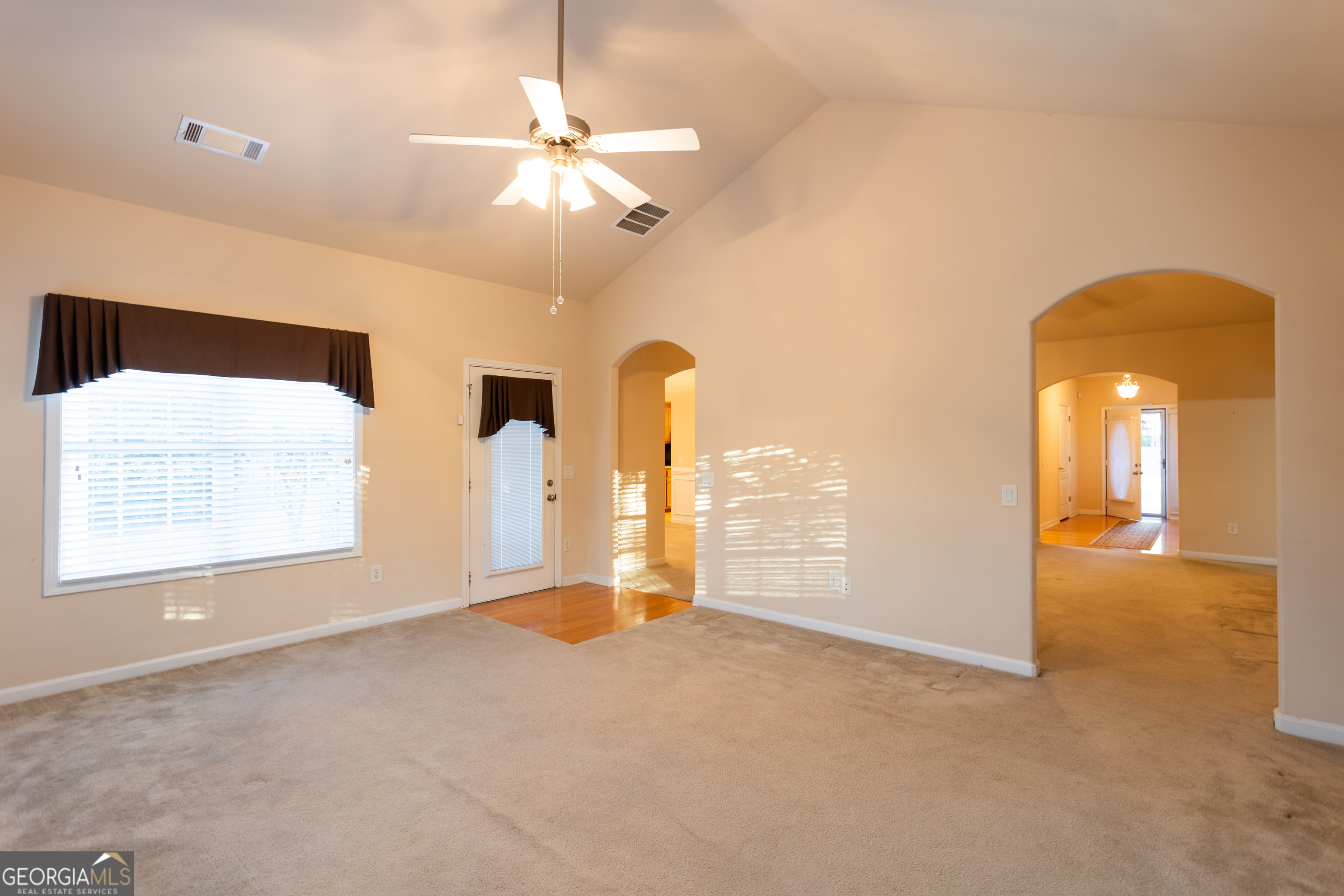 320 Crossroads Drive Property Photo 17