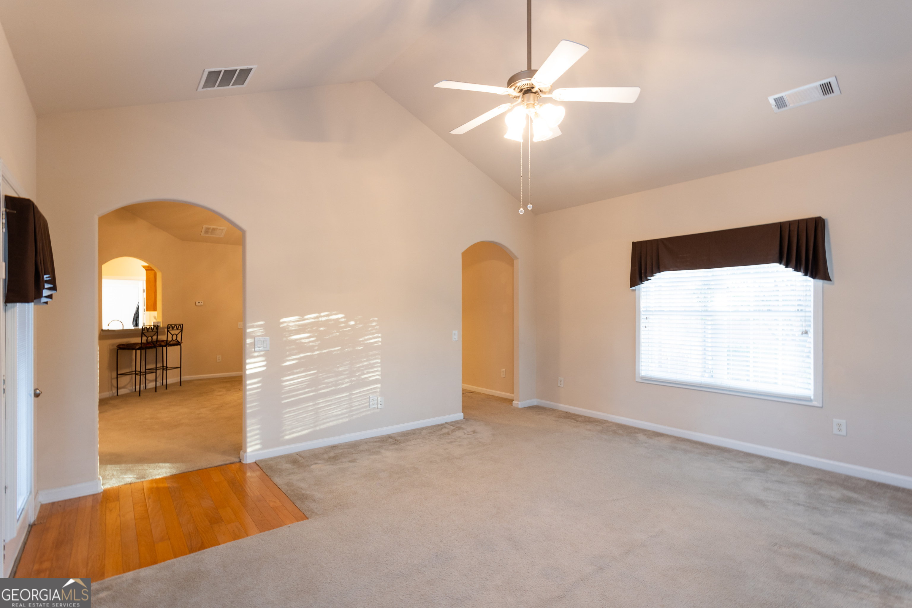 320 Crossroads Drive Property Photo 18
