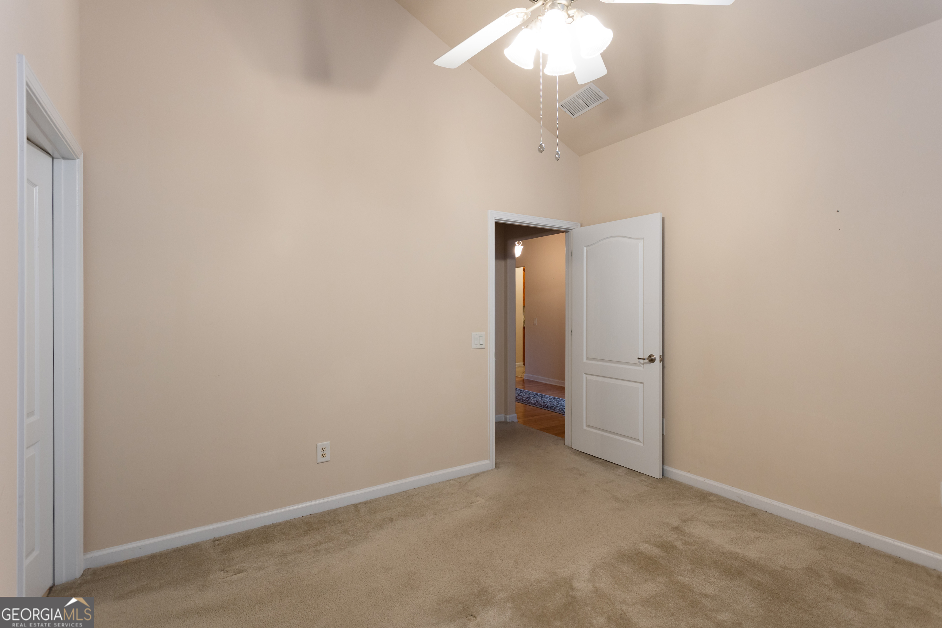 320 Crossroads Drive Property Photo 23