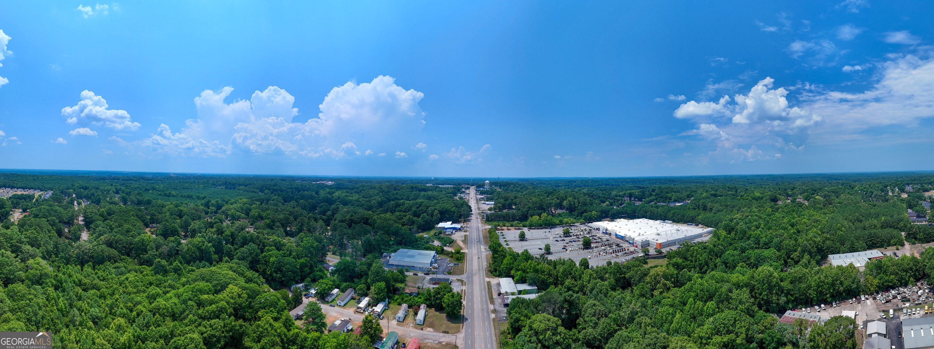 806 New Franklin Road Property Photo 4