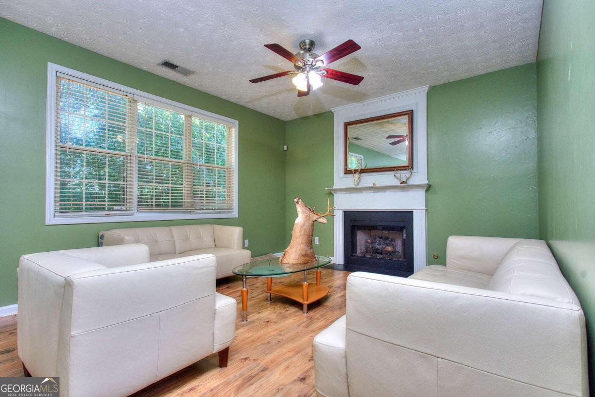 2015 Ridgestone Landing Sw Property Photo 6