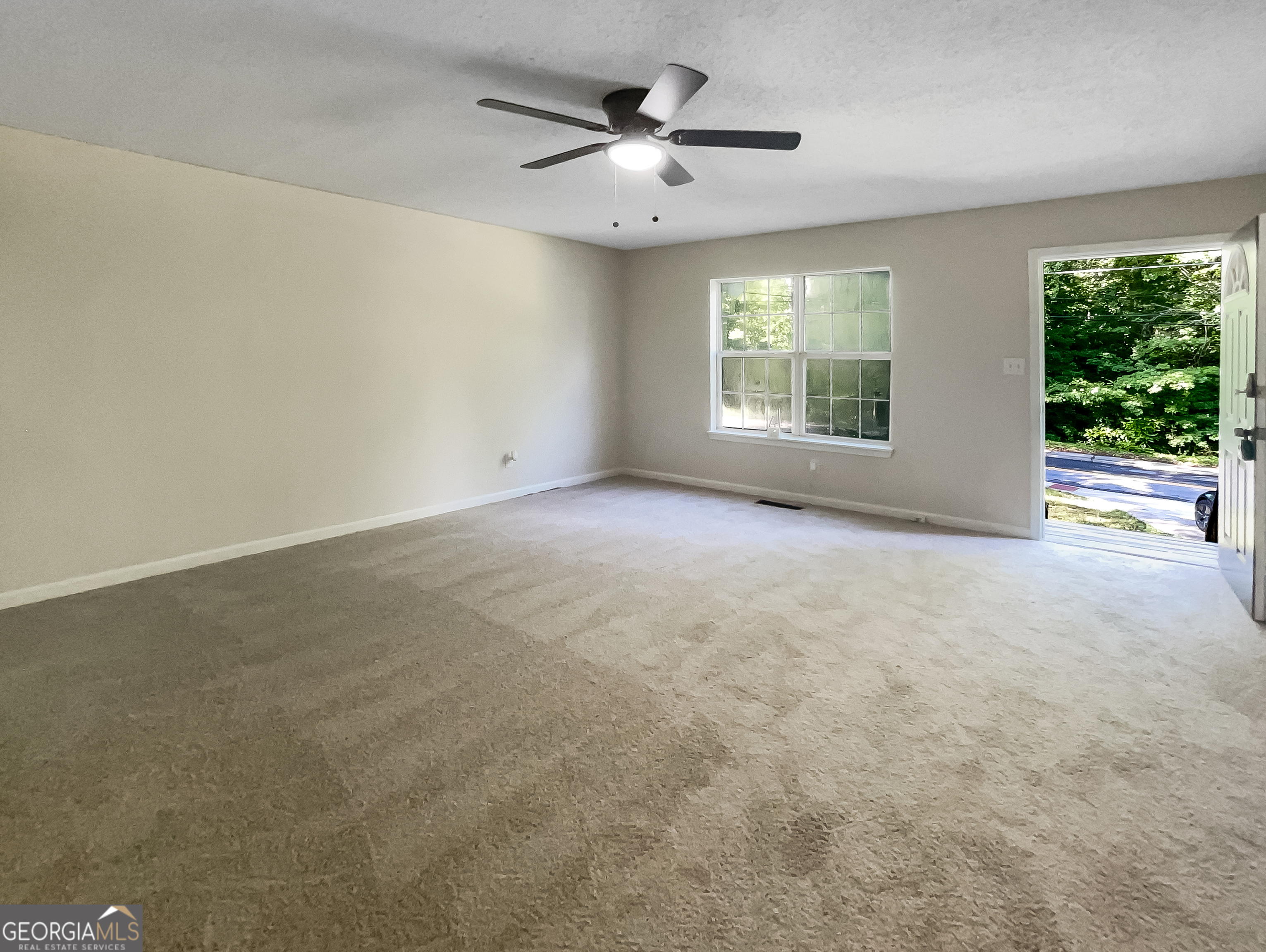 101 Dodd Street Property Photo 4